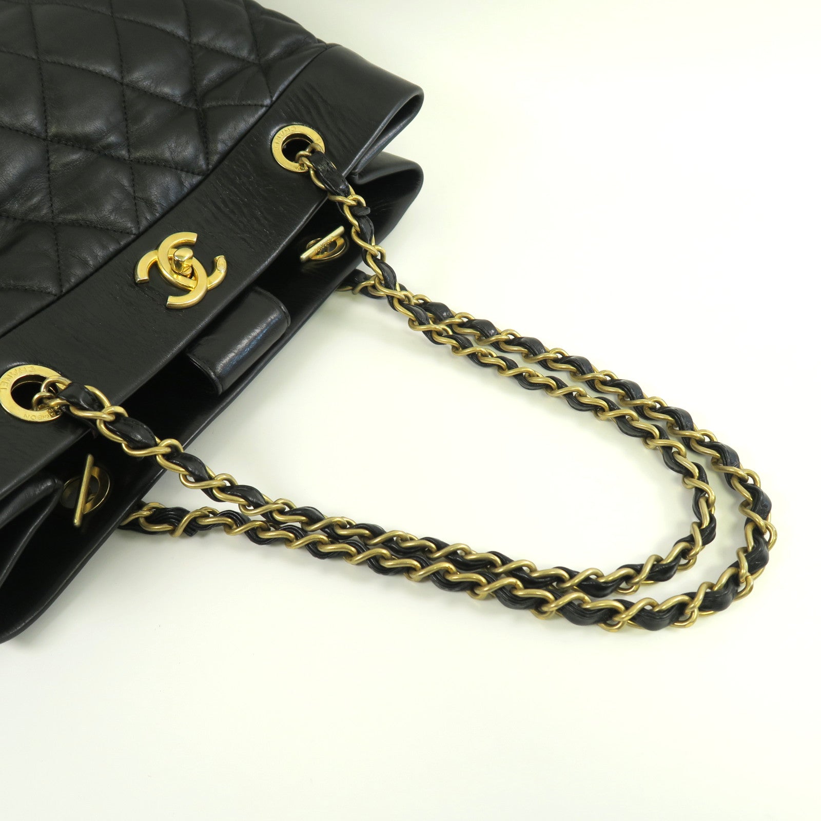CHANEL 【激減優惠】菱格牛皮皮革Chain Shoulder金扣肩背袋黑色