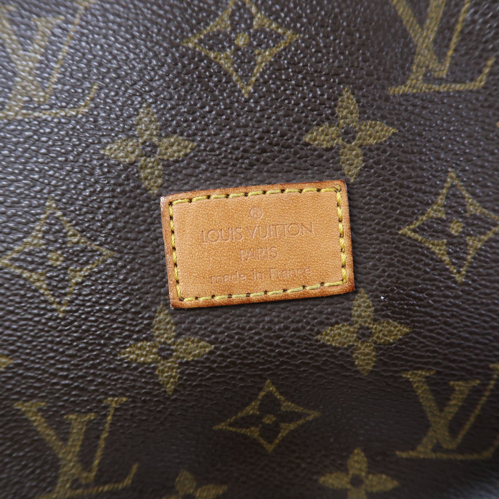 LOUIS VUITTON Monogram Saumur MM金扣肩背袋啡色