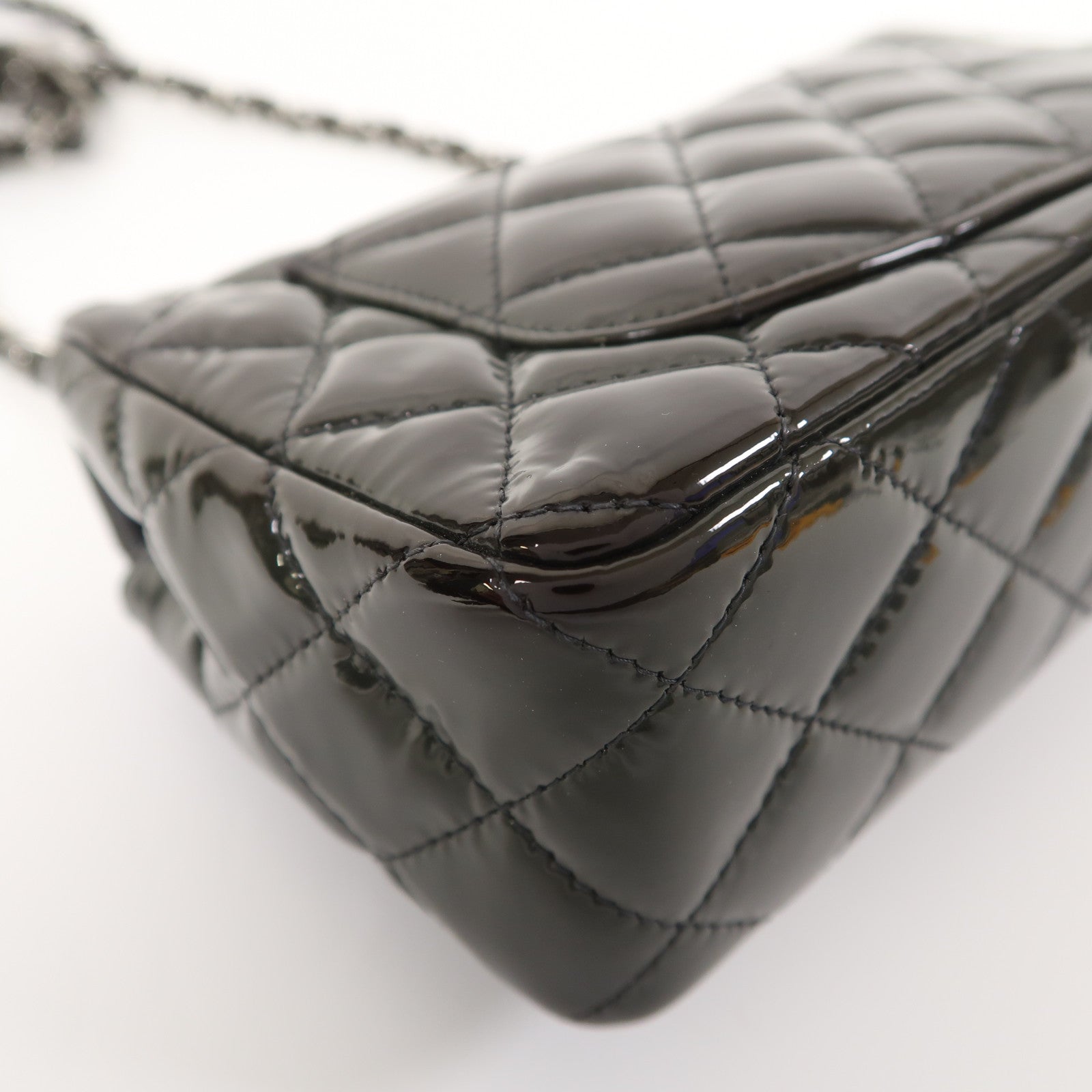 CHANEL 菱格漆皮皮革Classic Flap 20銀扣鏈帶肩背袋綠色
