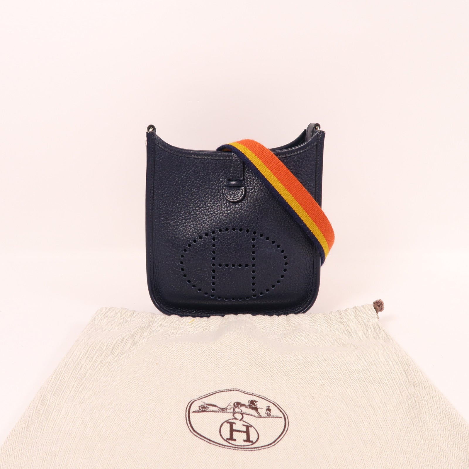 HERMES Clemence皮革Evelyne TPM銀扣肩背袋夜空深藍色