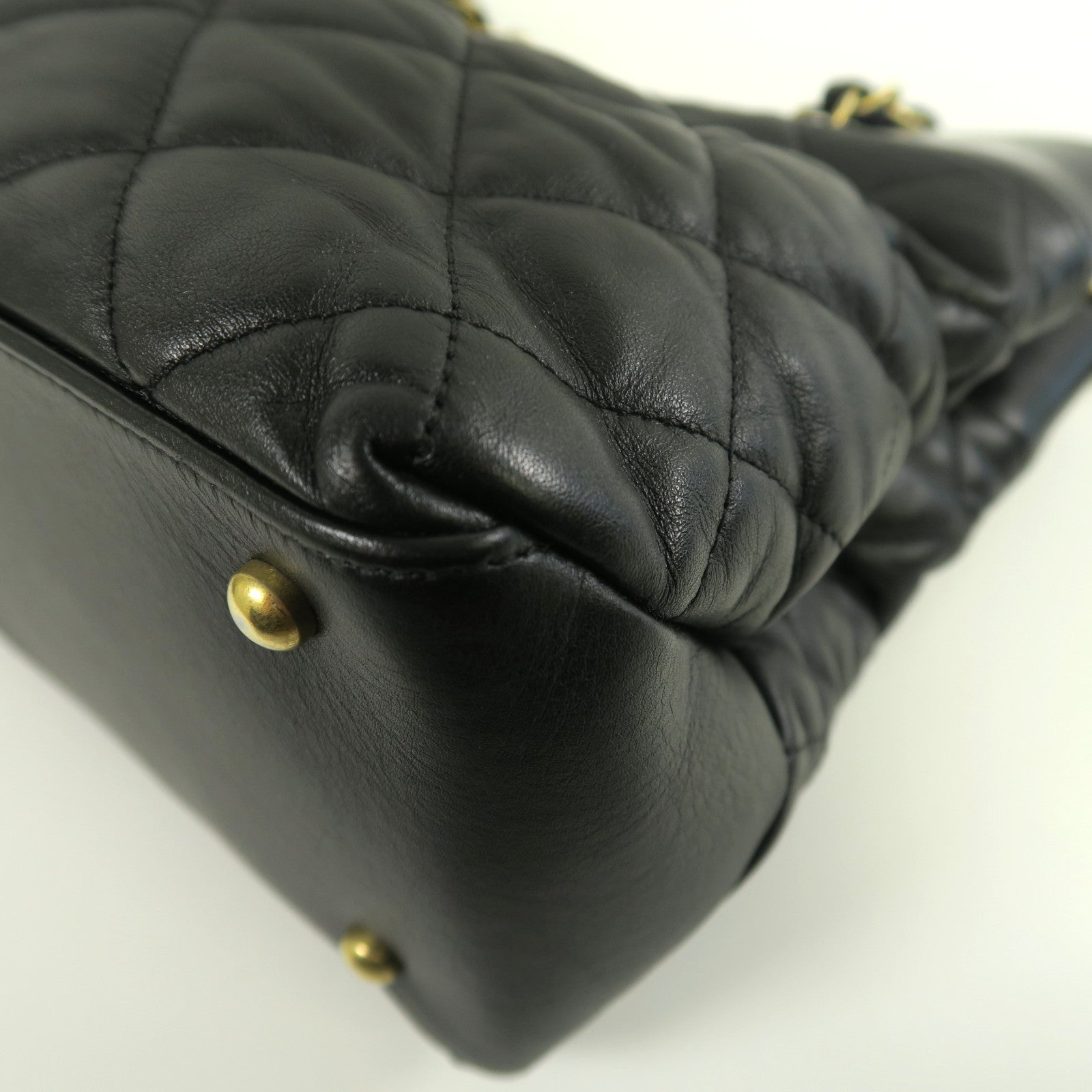 CHANEL 【激減優惠】菱格牛皮皮革Chain Shoulder金扣肩背袋黑色