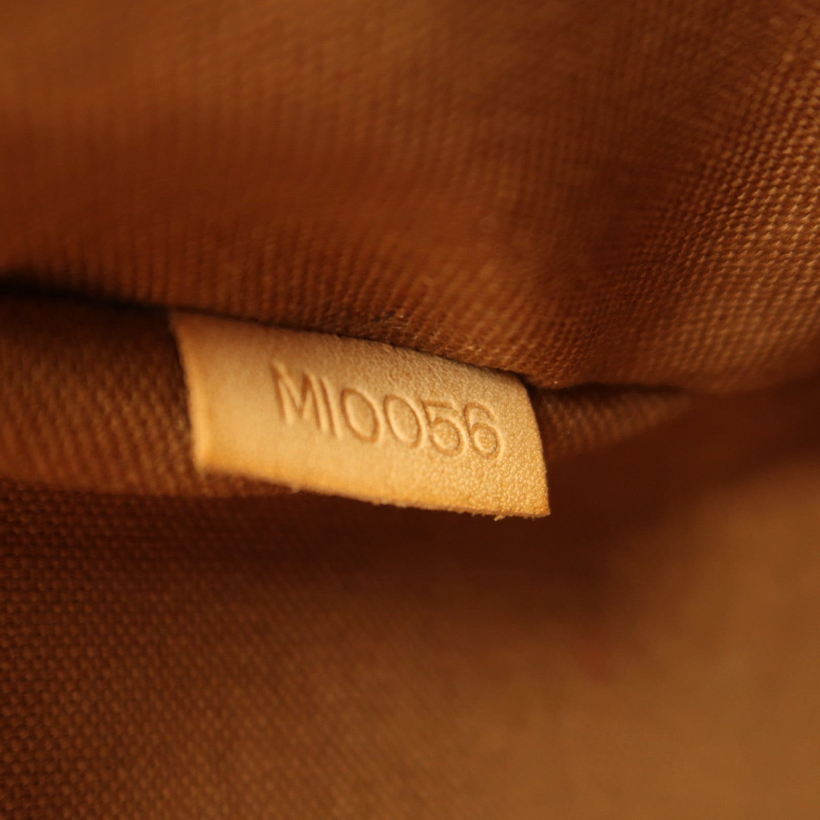 LOUIS VUITTON Monogram Pochette Bosphore金扣肩背袋棕色