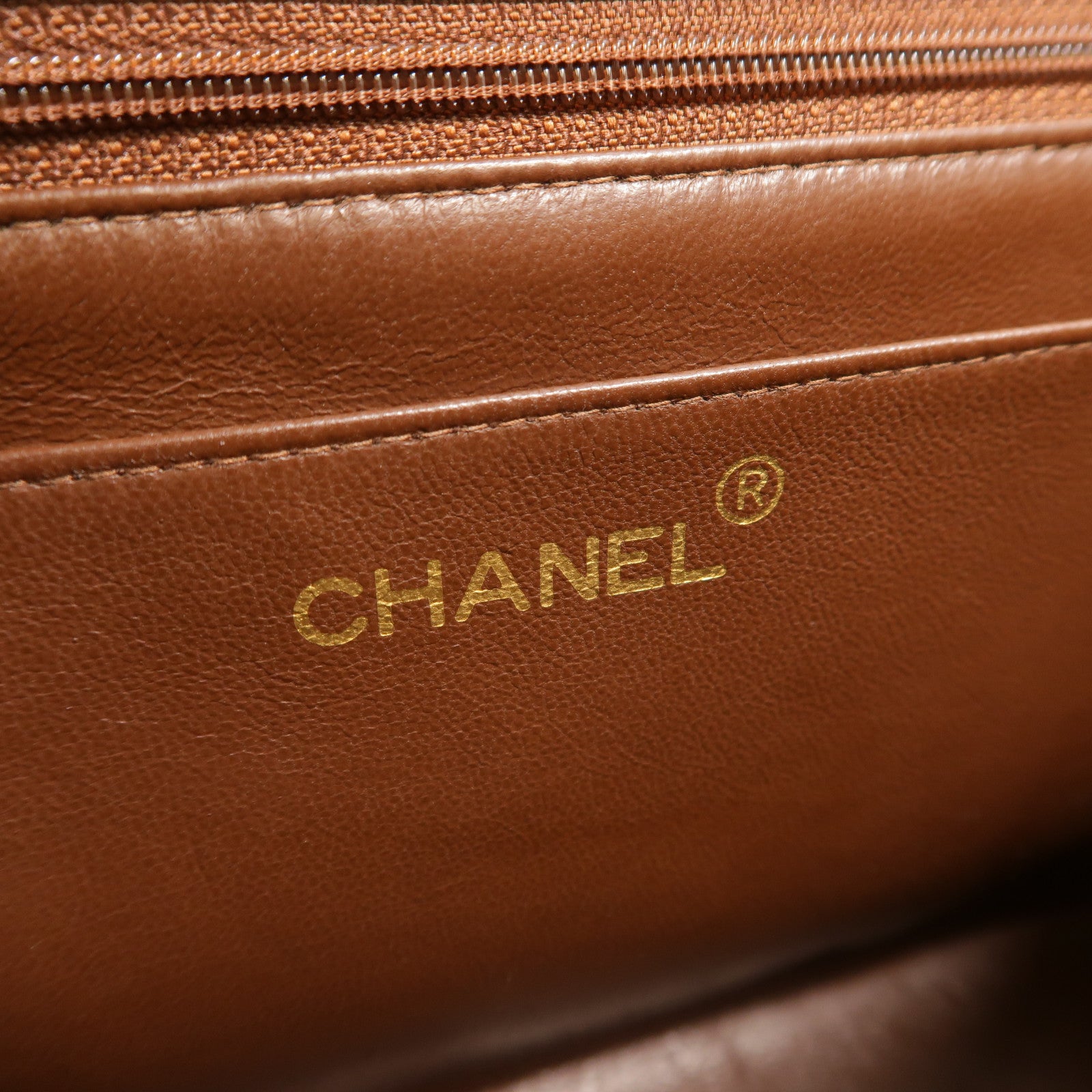 CHANEL 羊皮皮革Vintage Diana Medium鏈帶肩背袋