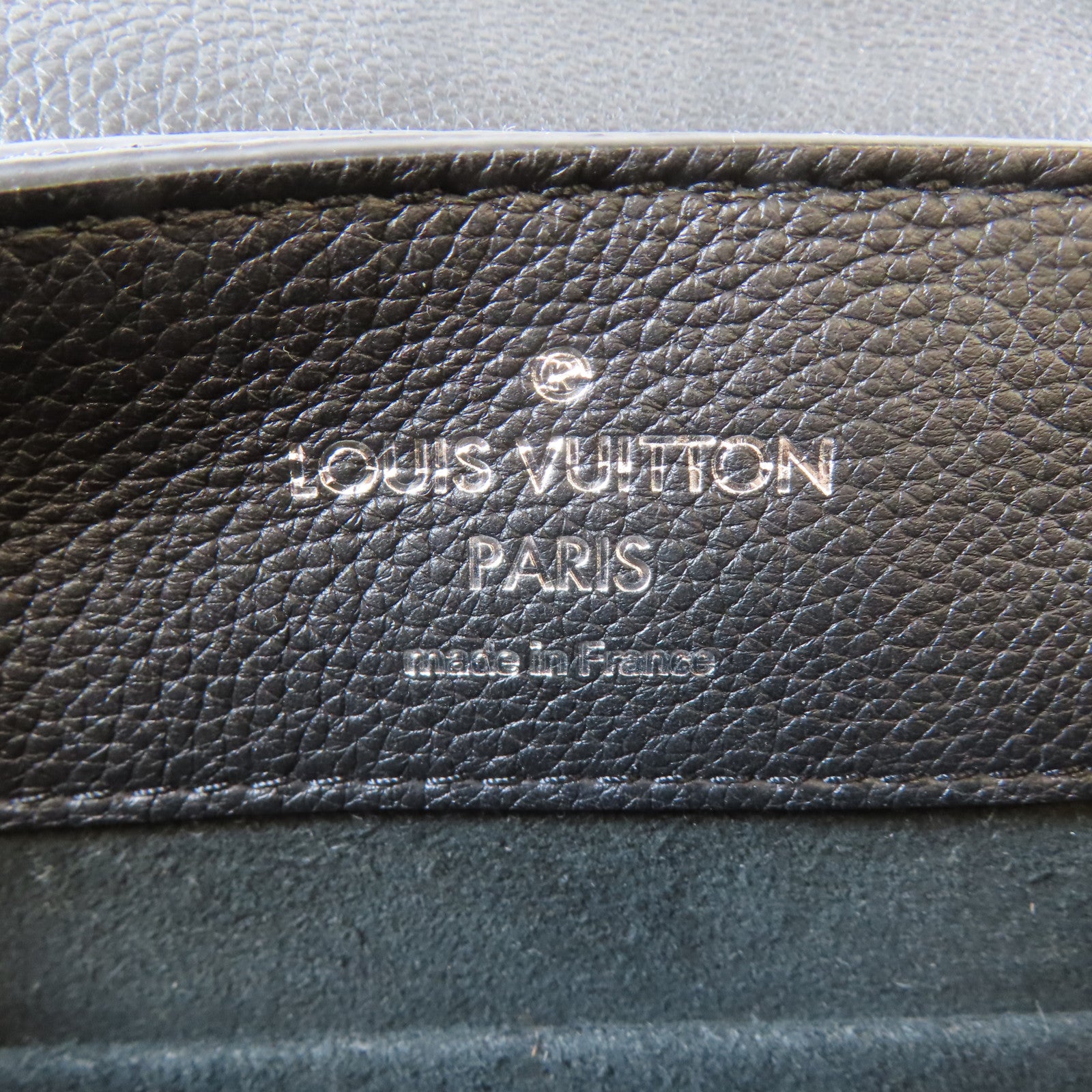 LOUIS VUITTON 牛皮皮革Lockme Backpack銀扣背包黑色