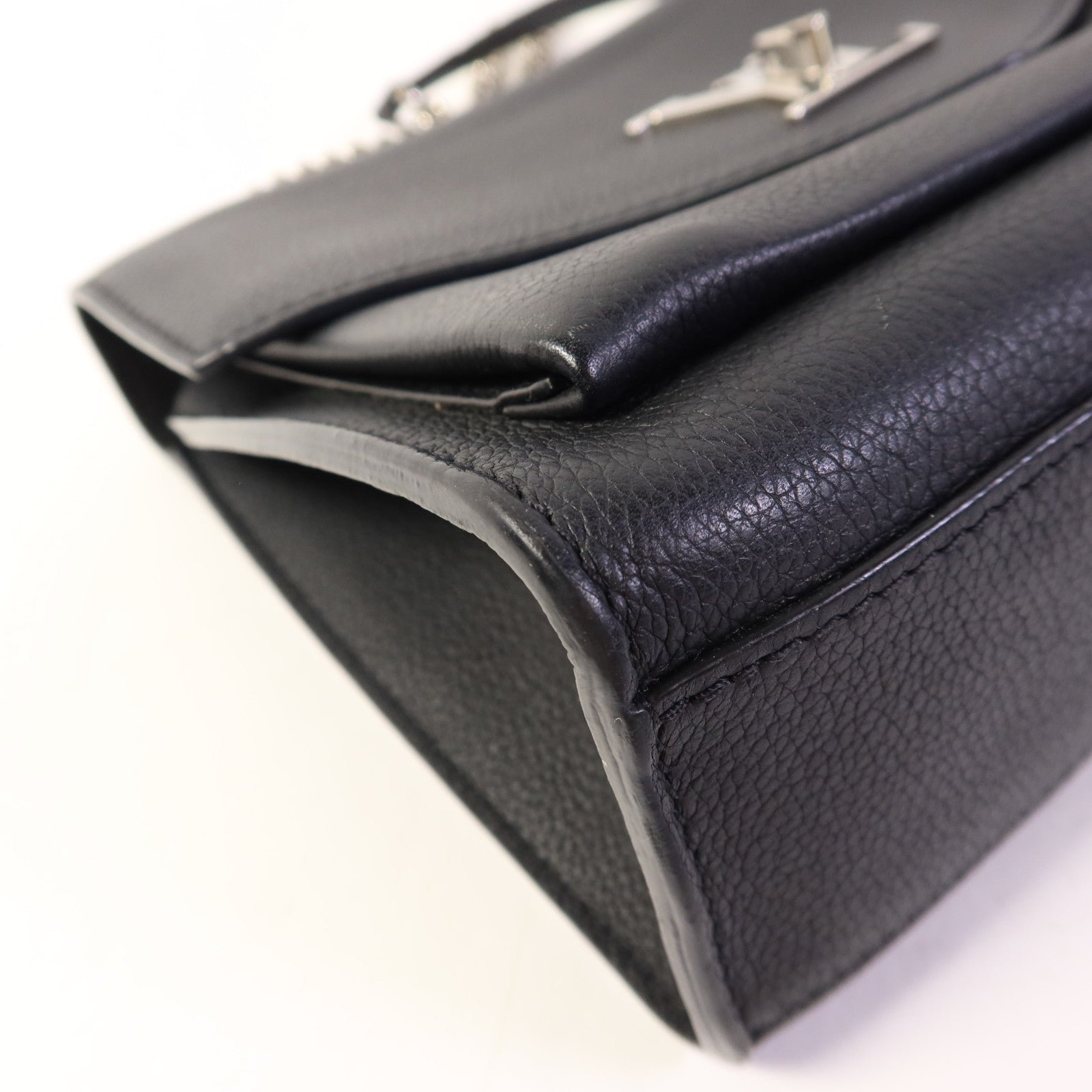 LOUIS VUITTON 牛皮皮革Mylockme銀扣鏈帶肩背袋