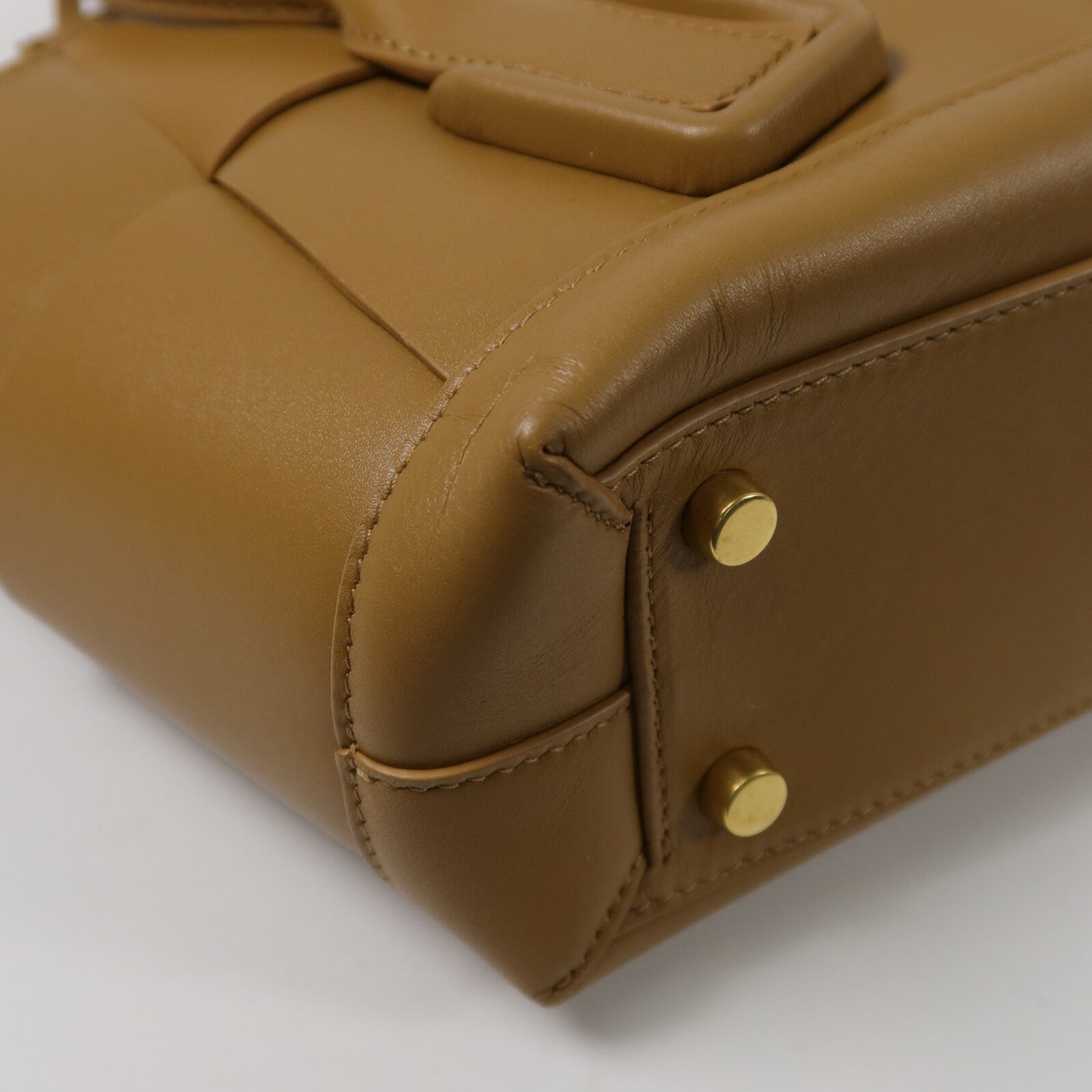 BOTTEGA VENETA 牛皮皮革Arco 22手挽肩背兩用袋