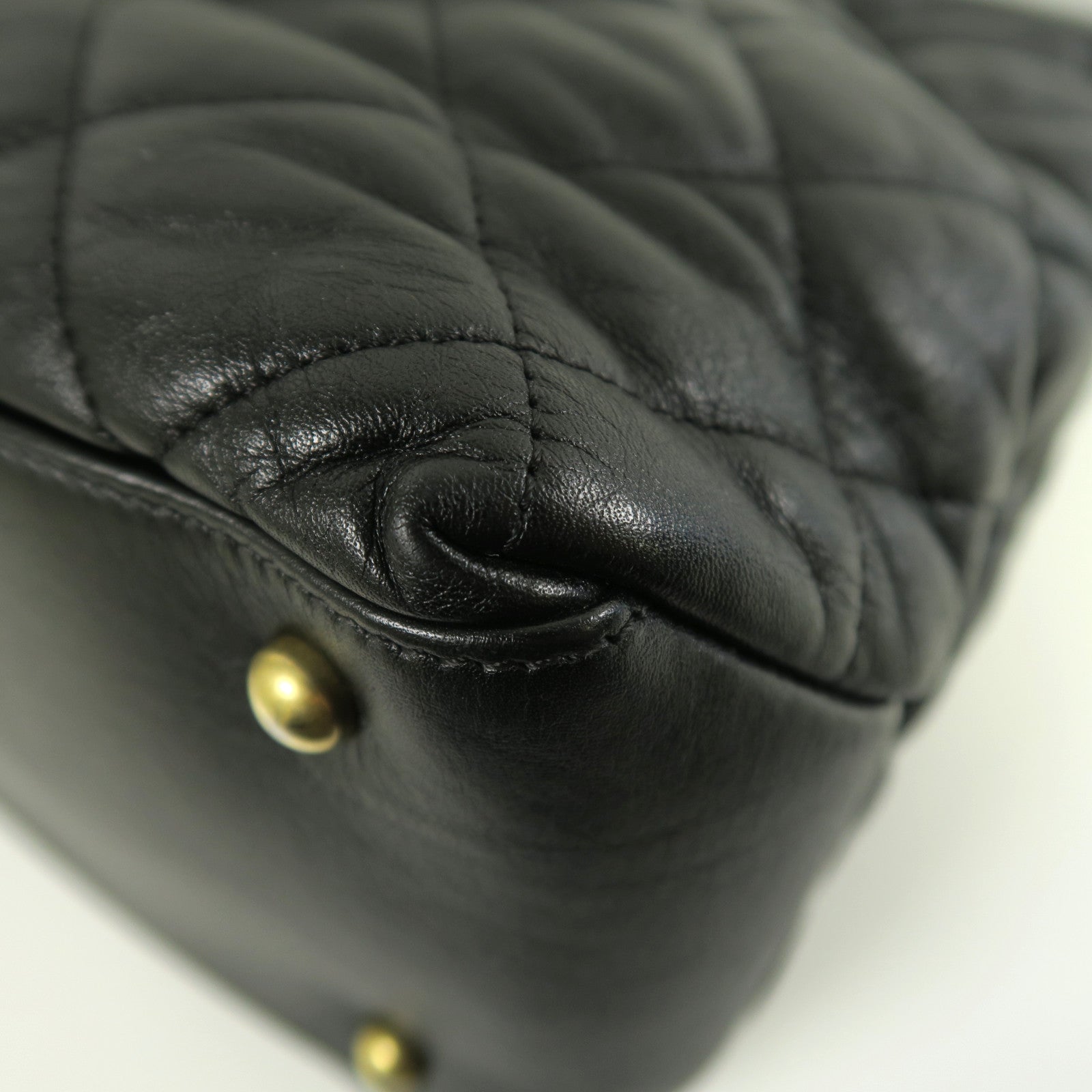 CHANEL 【激減優惠】菱格牛皮皮革Chain Shoulder金扣肩背袋黑色