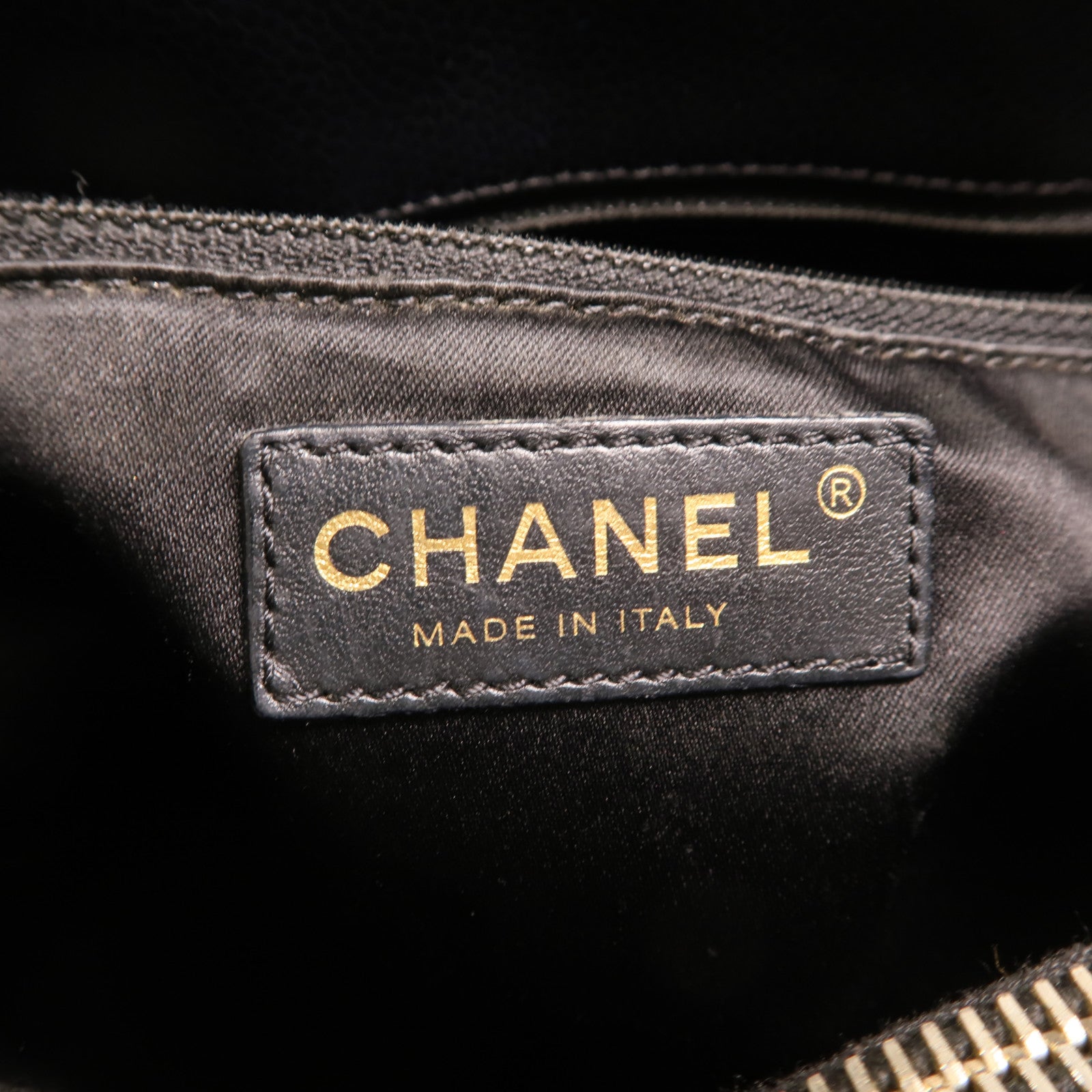CHANEL 牛皮皮革GST Grand Shopping Tote Bag金扣鏈帶肩背袋