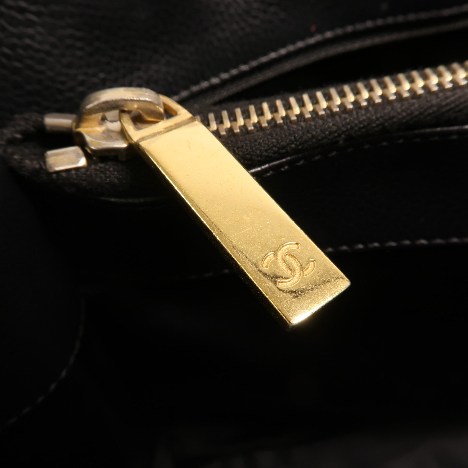 CHANEL 牛皮皮革GST Grand Shopping Tote Bag金扣鏈帶肩背袋