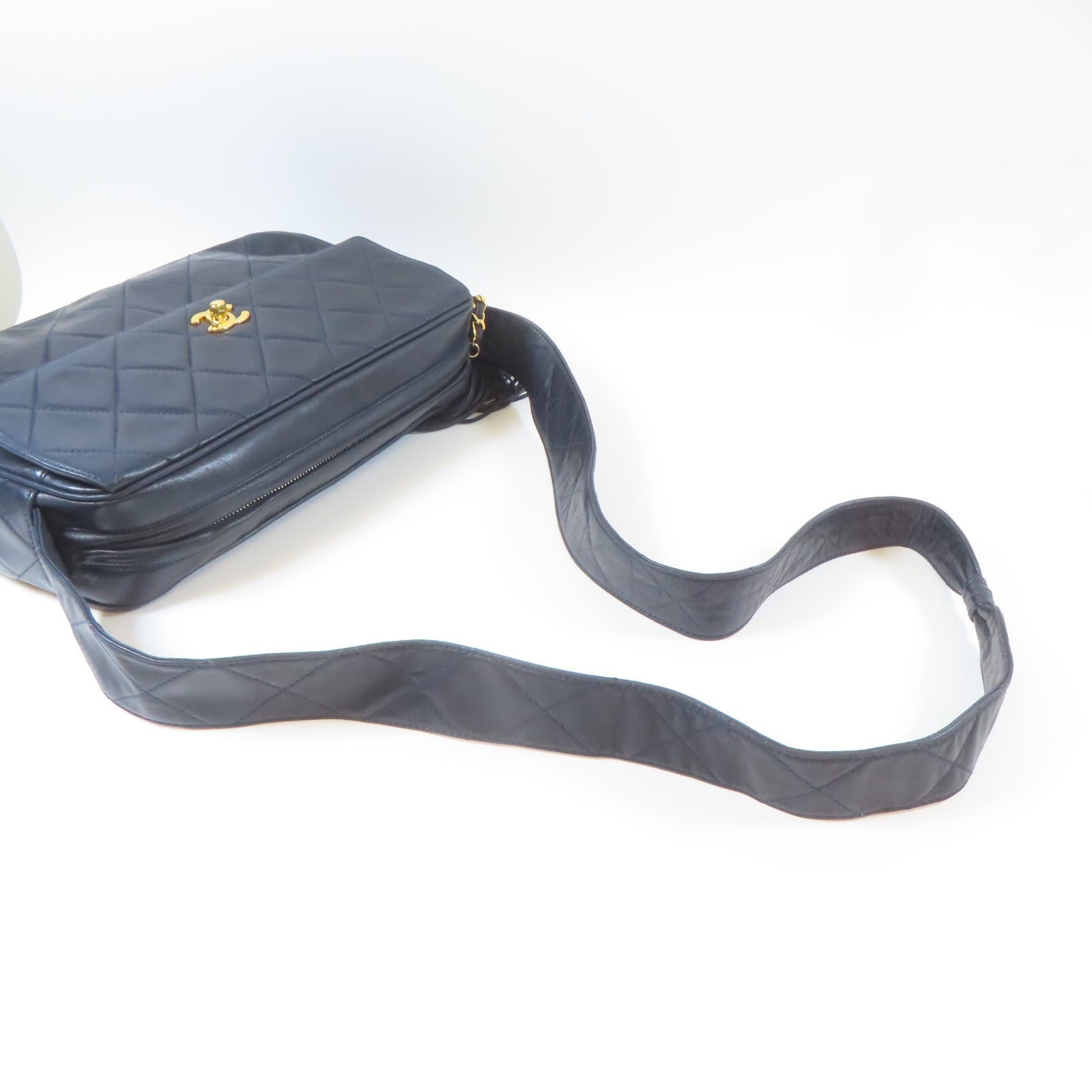 CHANEL 【激減優惠】菱格羊皮皮革Vintage Shoulder Bag金扣肩背袋黑色
