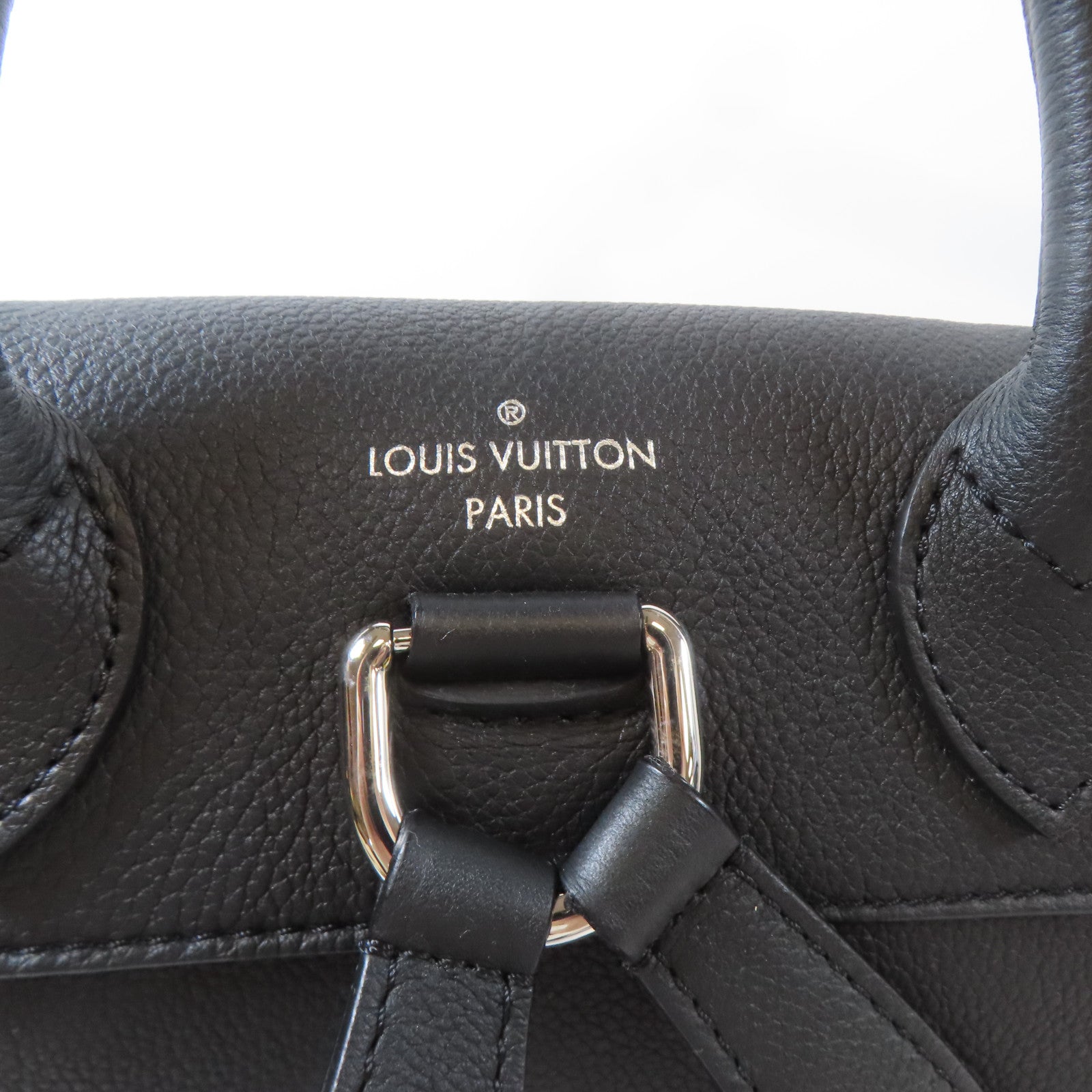 LOUIS VUITTON 牛皮皮革Lockme Backpack銀扣背包黑色
