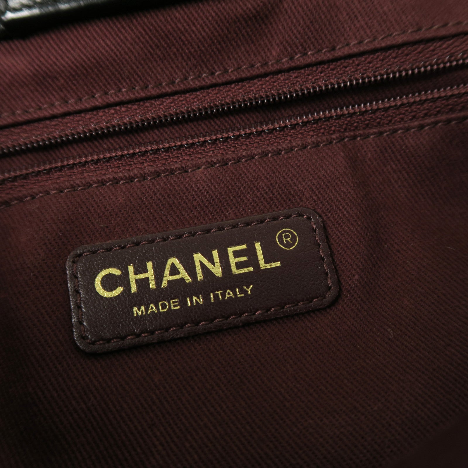 CHANEL 【激減優惠】菱格牛皮皮革Chain Shoulder金扣肩背袋黑色