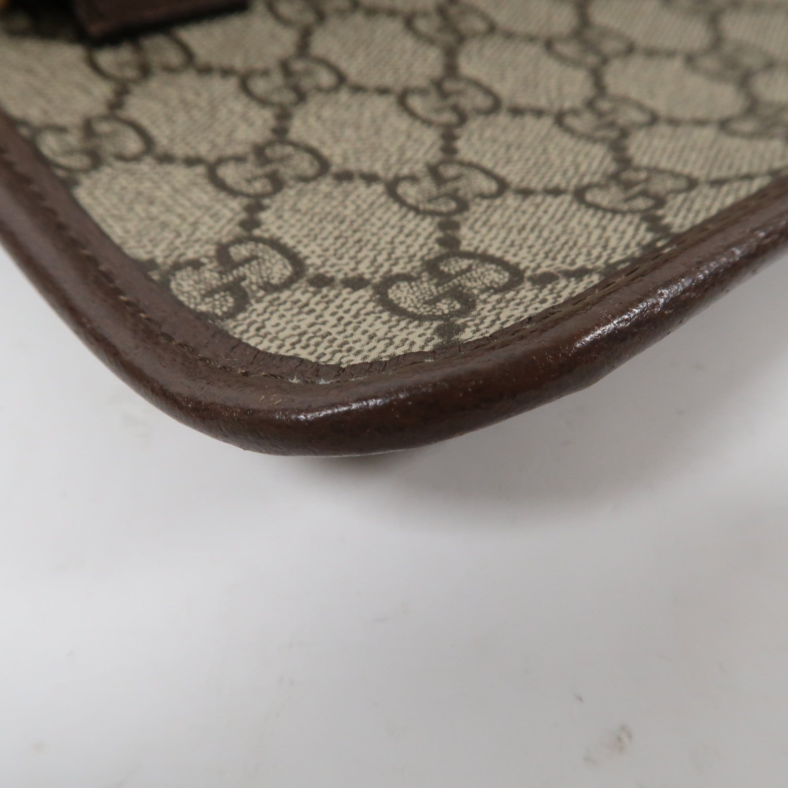 GUCCI 塗層帆布GG Supreme金扣腰包啡色