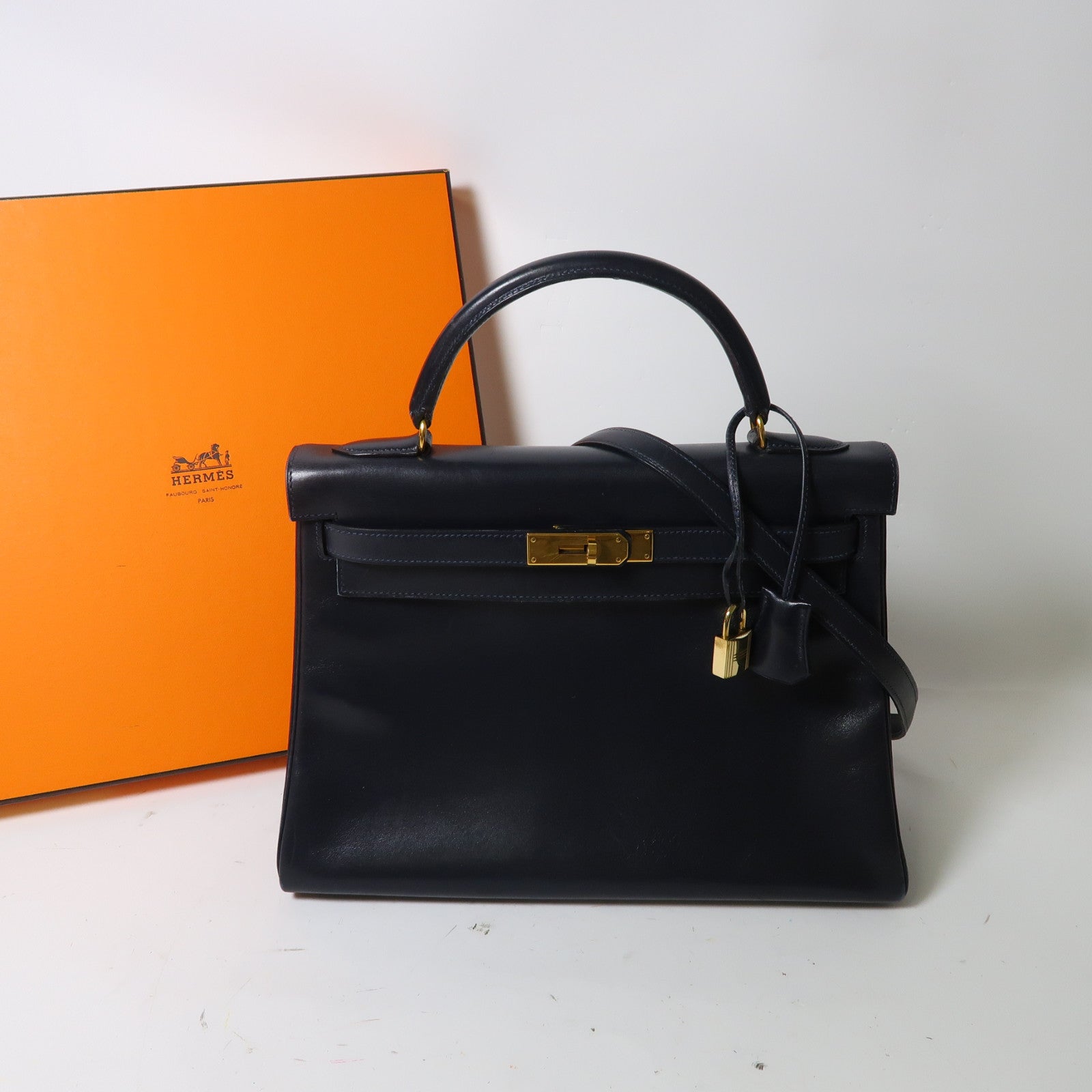 HERMES Box Calf皮革Kelly 32金釦手挽肩背兩用袋深藍色