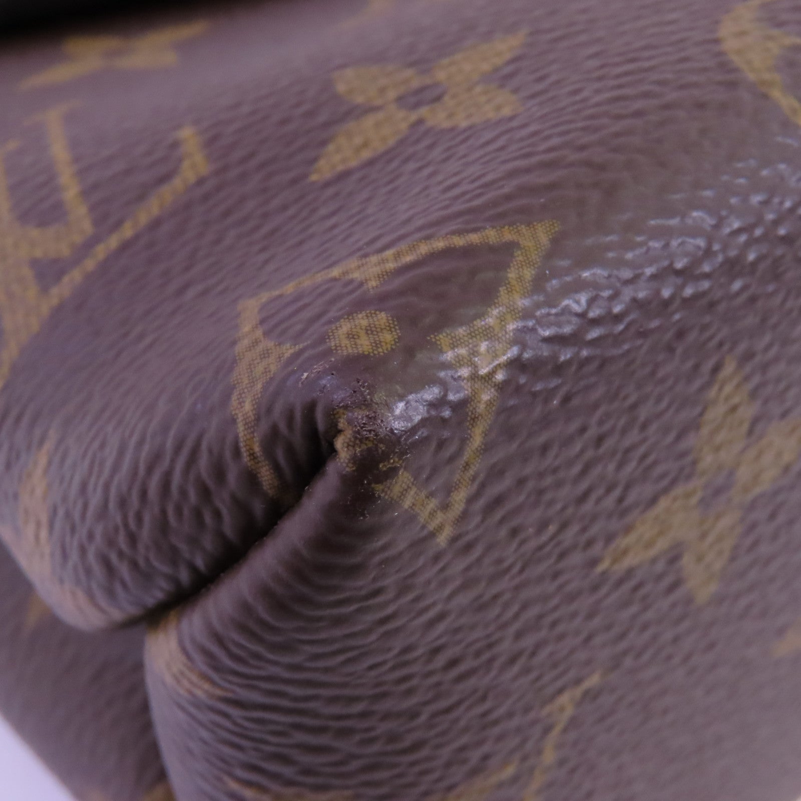 LOUIS VUITTON Monogram Saint Placide金扣鏈帶肩背袋