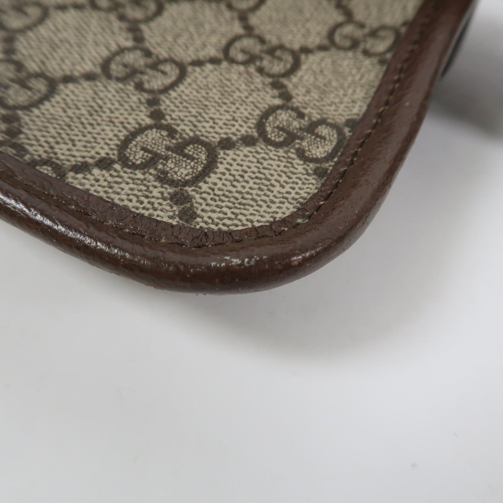 GUCCI 塗層帆布GG Supreme金扣腰包啡色