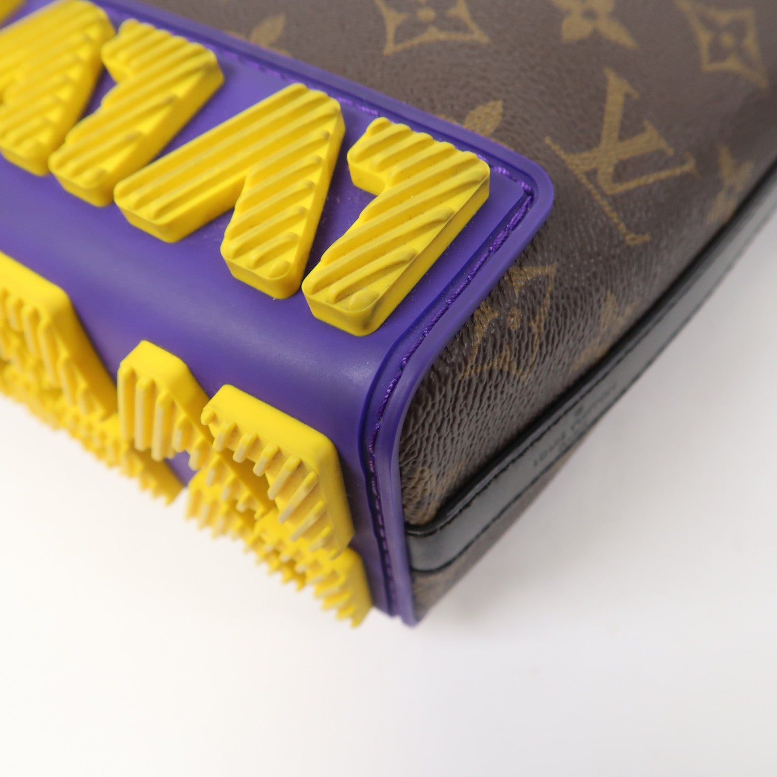 LOUIS VUITTON 【激減優惠】Monogram Cruiser肩背袋啡色