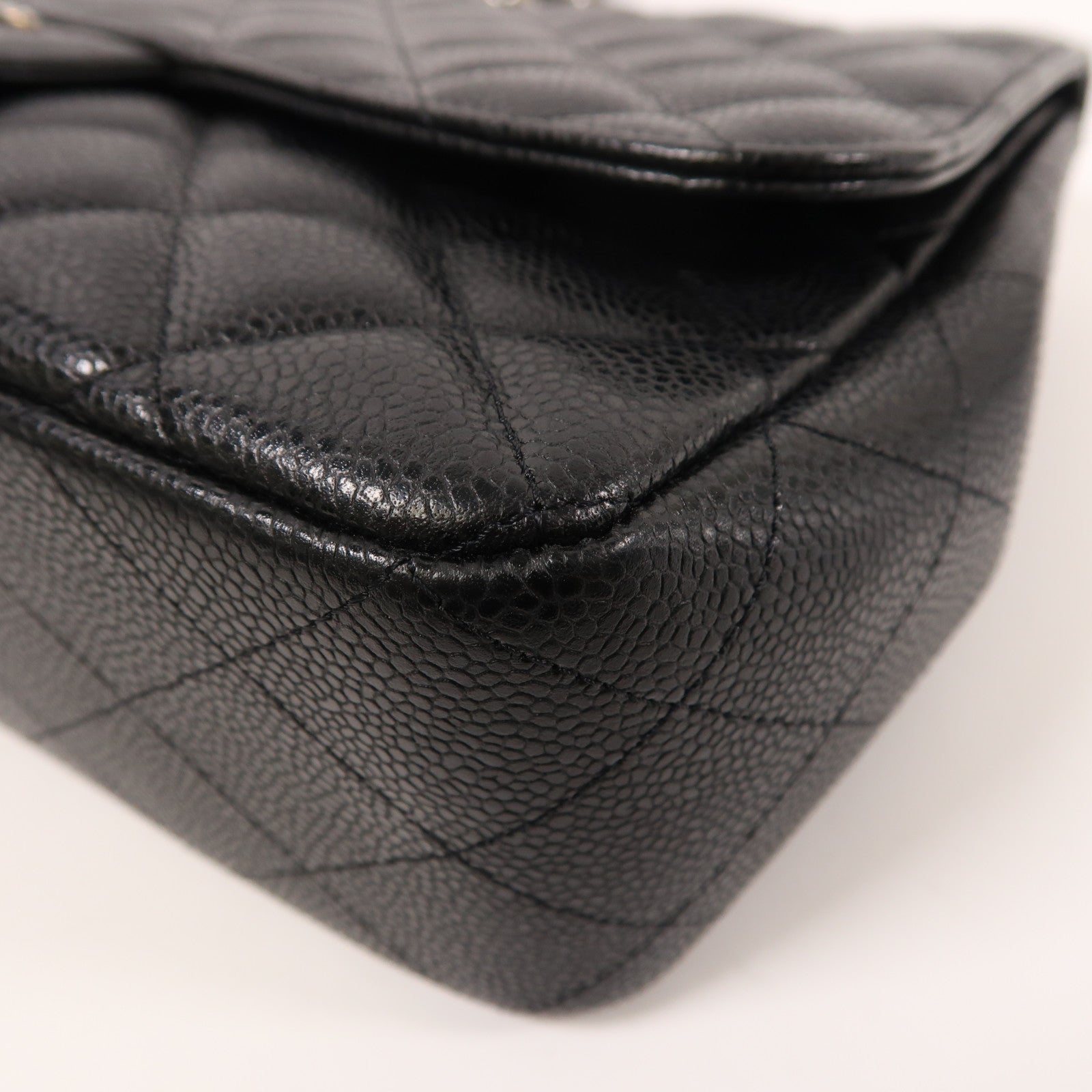 CHANEL 牛皮皮革Large Classic銀扣鏈帶肩背袋