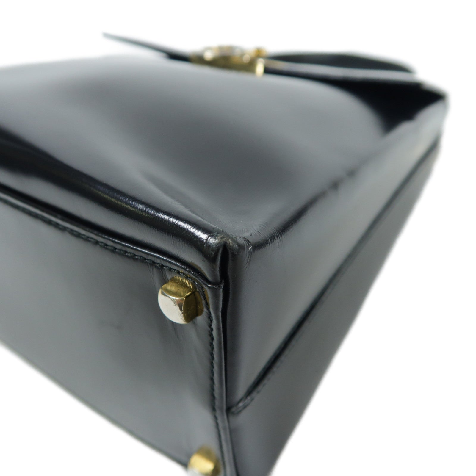 Salvatore Ferragamo 牛皮皮革Hand Bag金扣手挽袋