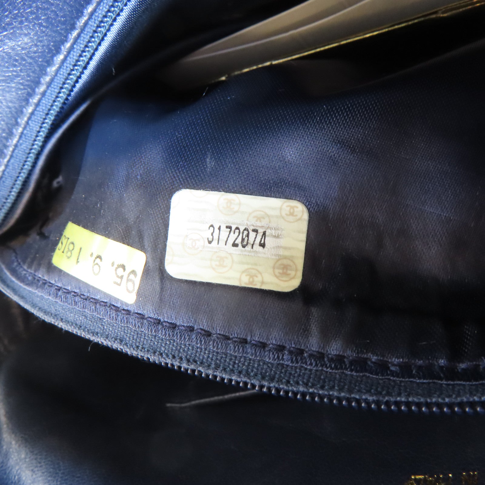 CHANEL 【激減優惠】菱格羊皮皮革Vintage Shoulder Bag金扣肩背袋黑色