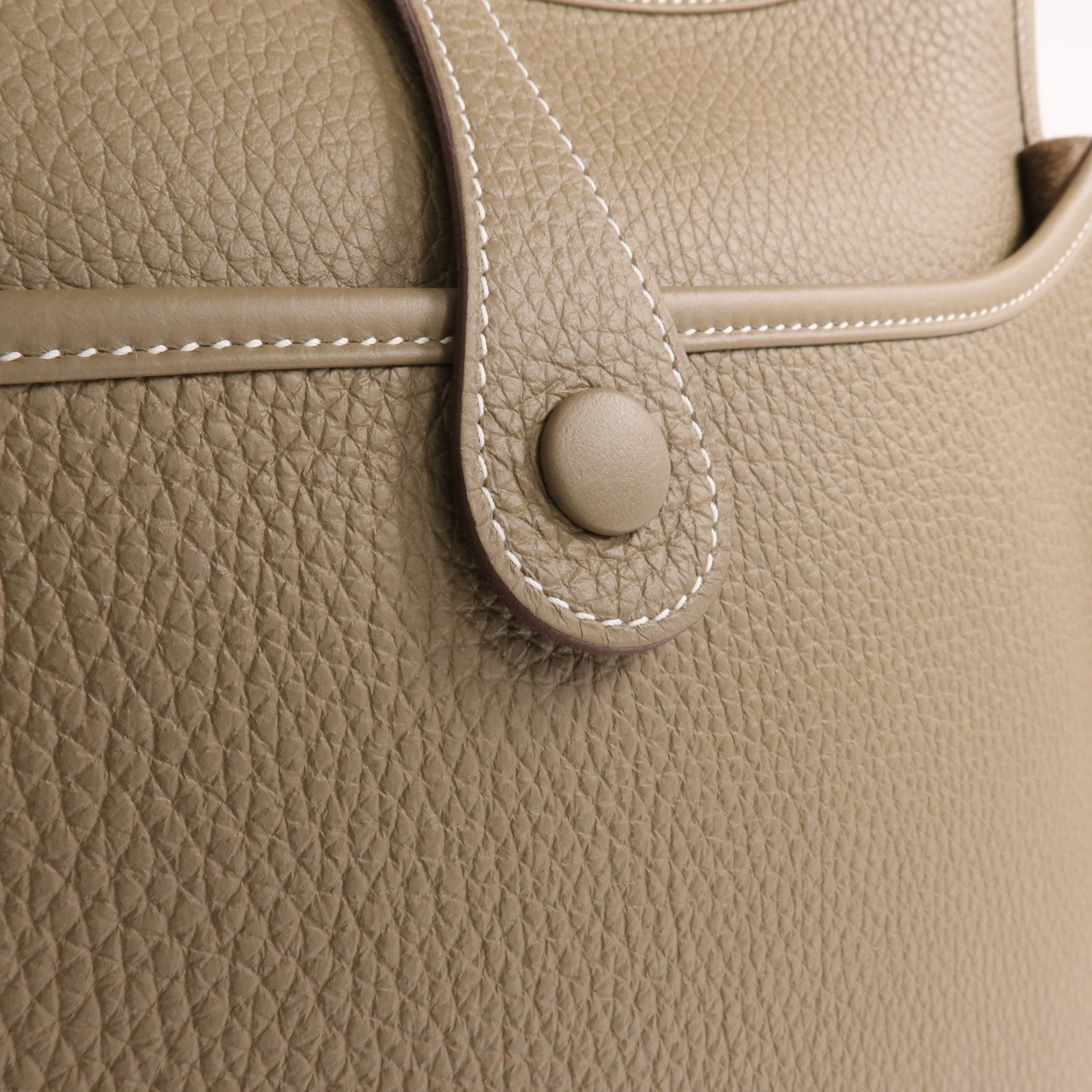 HERMES Clemence皮革Evelyne PM銀扣肩背袋Etoupe