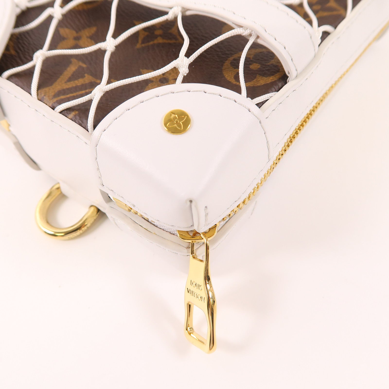 LOUIS VUITTON Monogram LV X NBA Soft Trunk金扣肩背袋