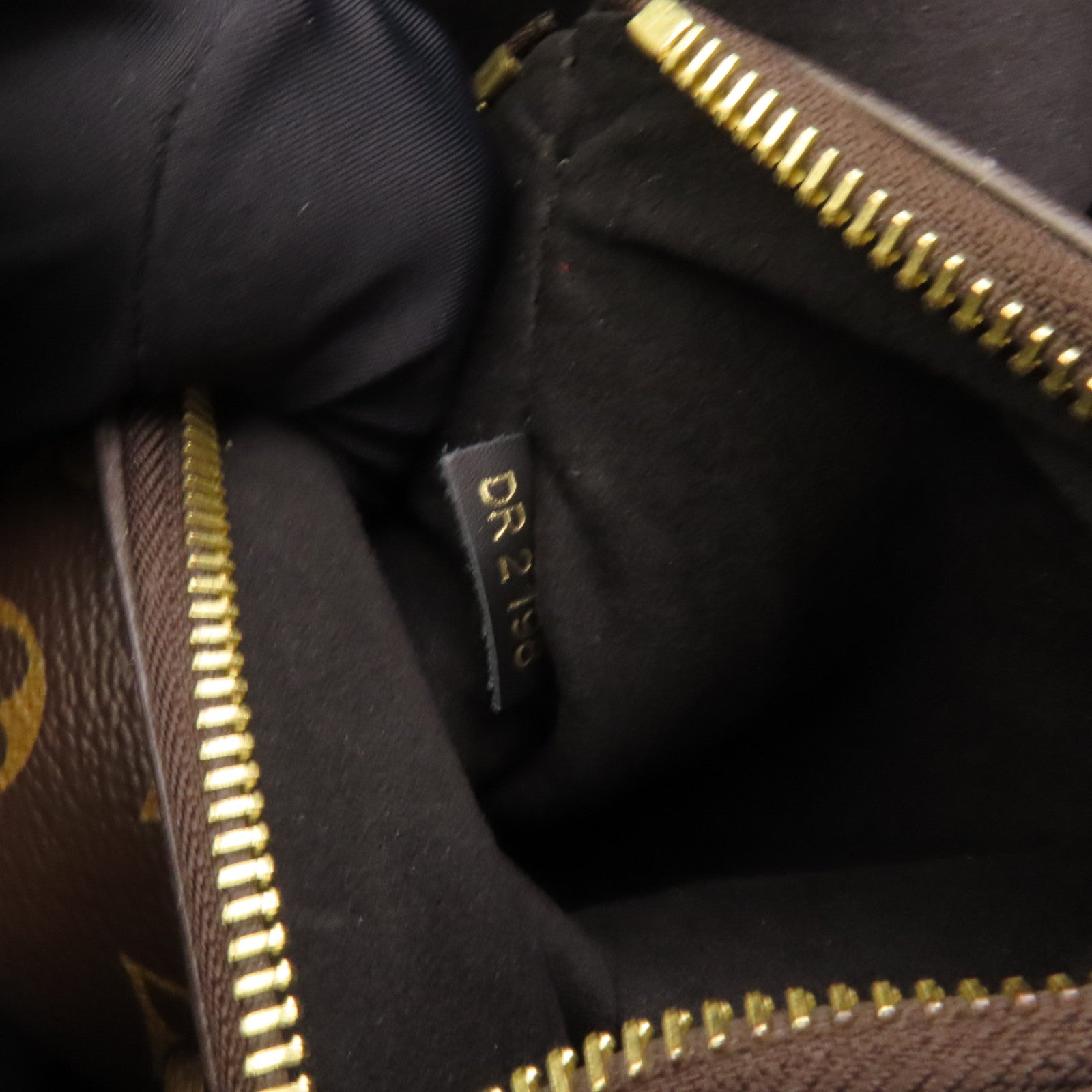 LOUIS VUITTON Monogram Neo Noe MM金扣肩背袋