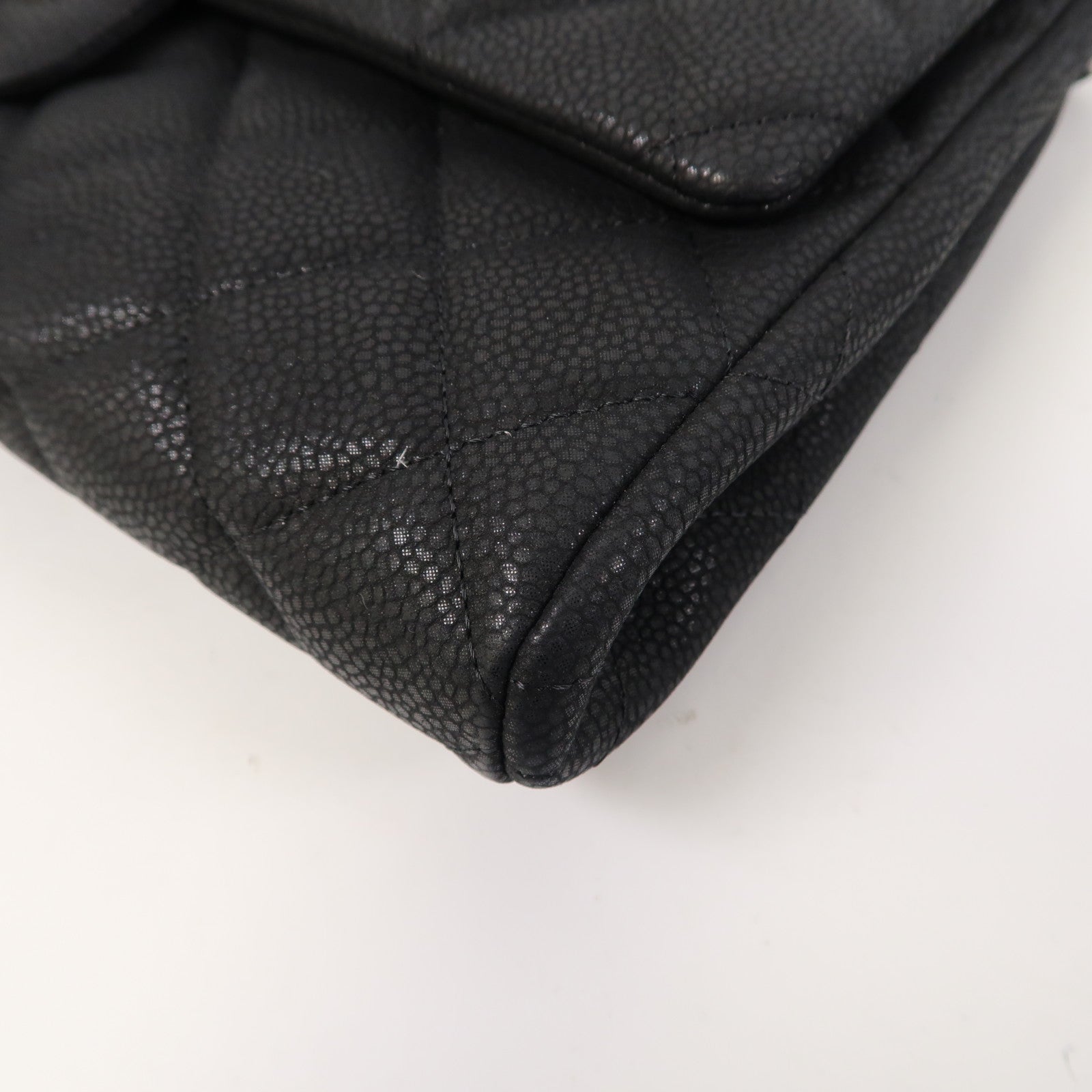 CHANEL 菱格Caviar皮革Shoulder Bag銀扣鏈帶肩背袋黑色