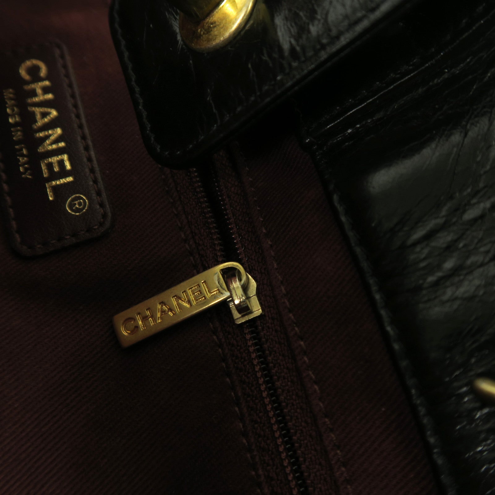 CHANEL 【激減優惠】菱格牛皮皮革Chain Shoulder金扣肩背袋黑色