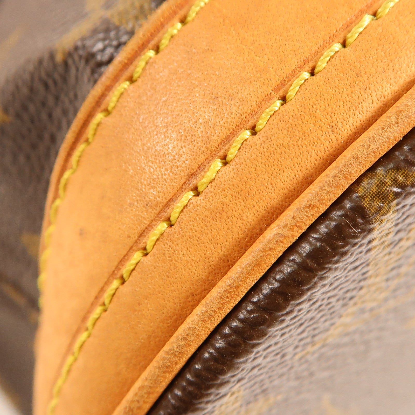 LOUIS VUITTON Monogram Bucket PM金扣手挽袋/肩背袋