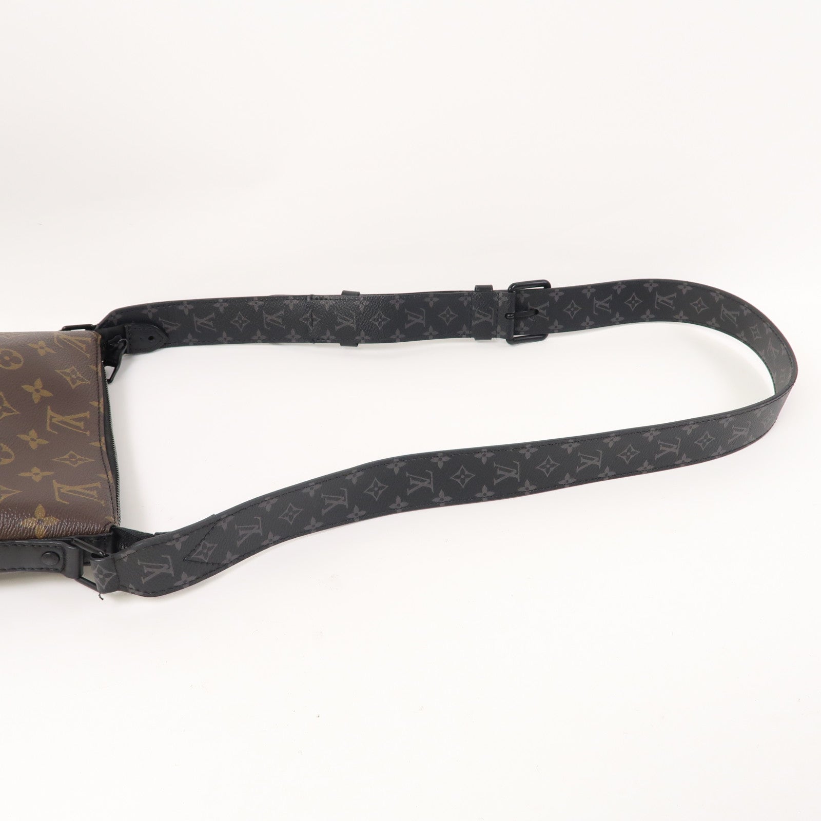 LOUIS VUITTON 【激減優惠】Monogram Cruiser肩背袋啡色