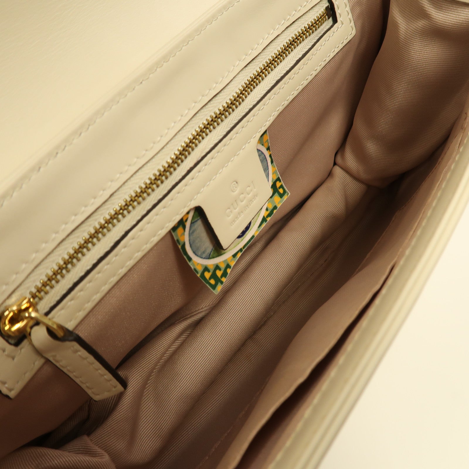 GUCCI 牛皮皮革Rajah Medium金扣鏈帶肩背袋白色