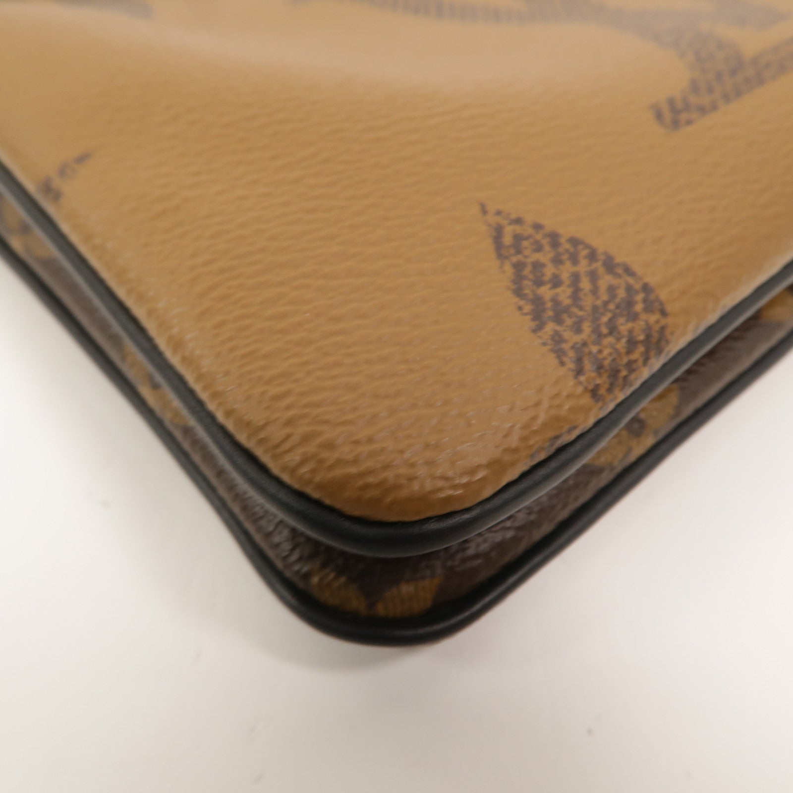 LOUIS VUITTON Monogram Giant Reverse Double Zip Pochette金扣肩背袋