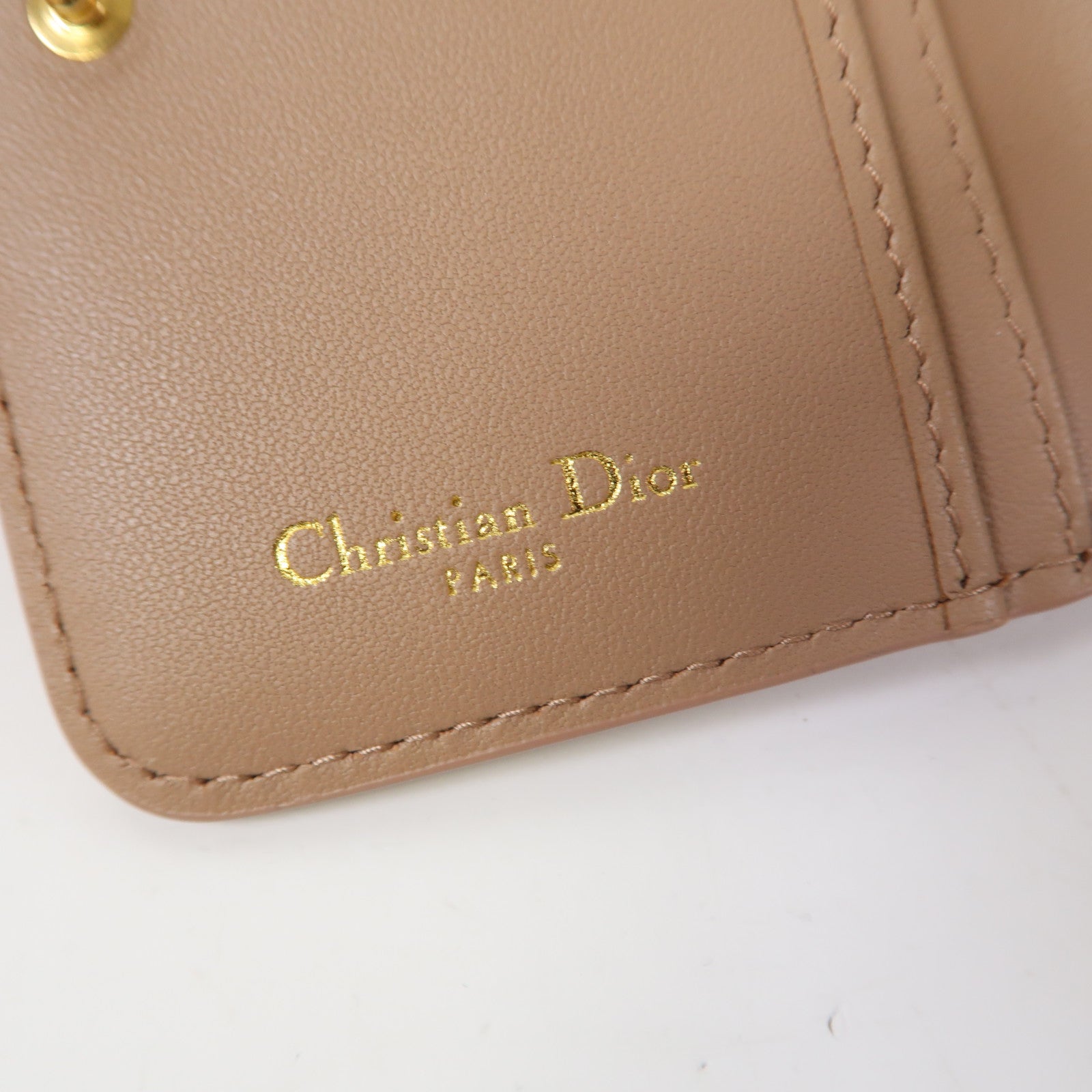 Dior 牛皮皮革Wallet金扣粉紅色