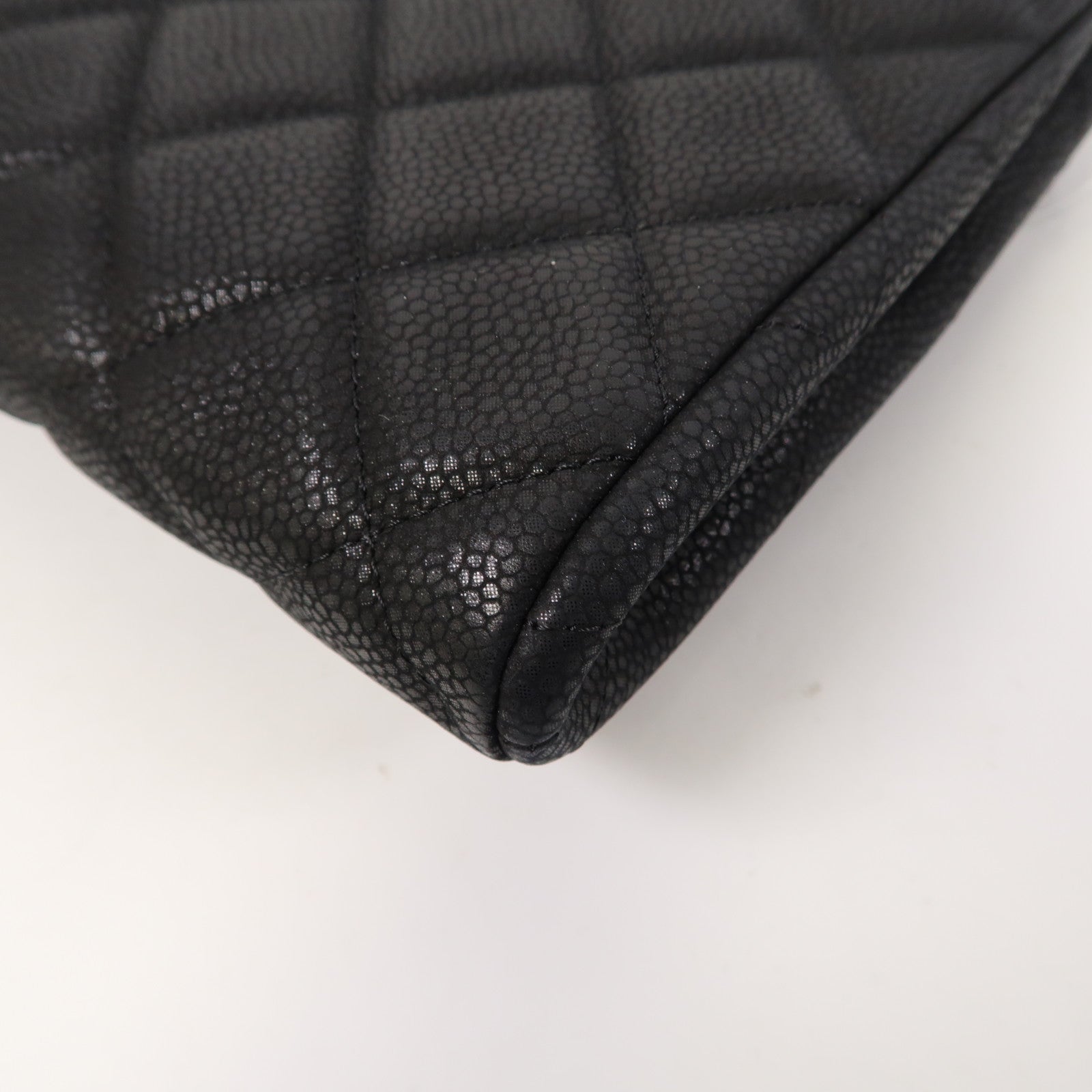 CHANEL 菱格Caviar皮革Shoulder Bag銀扣鏈帶肩背袋黑色