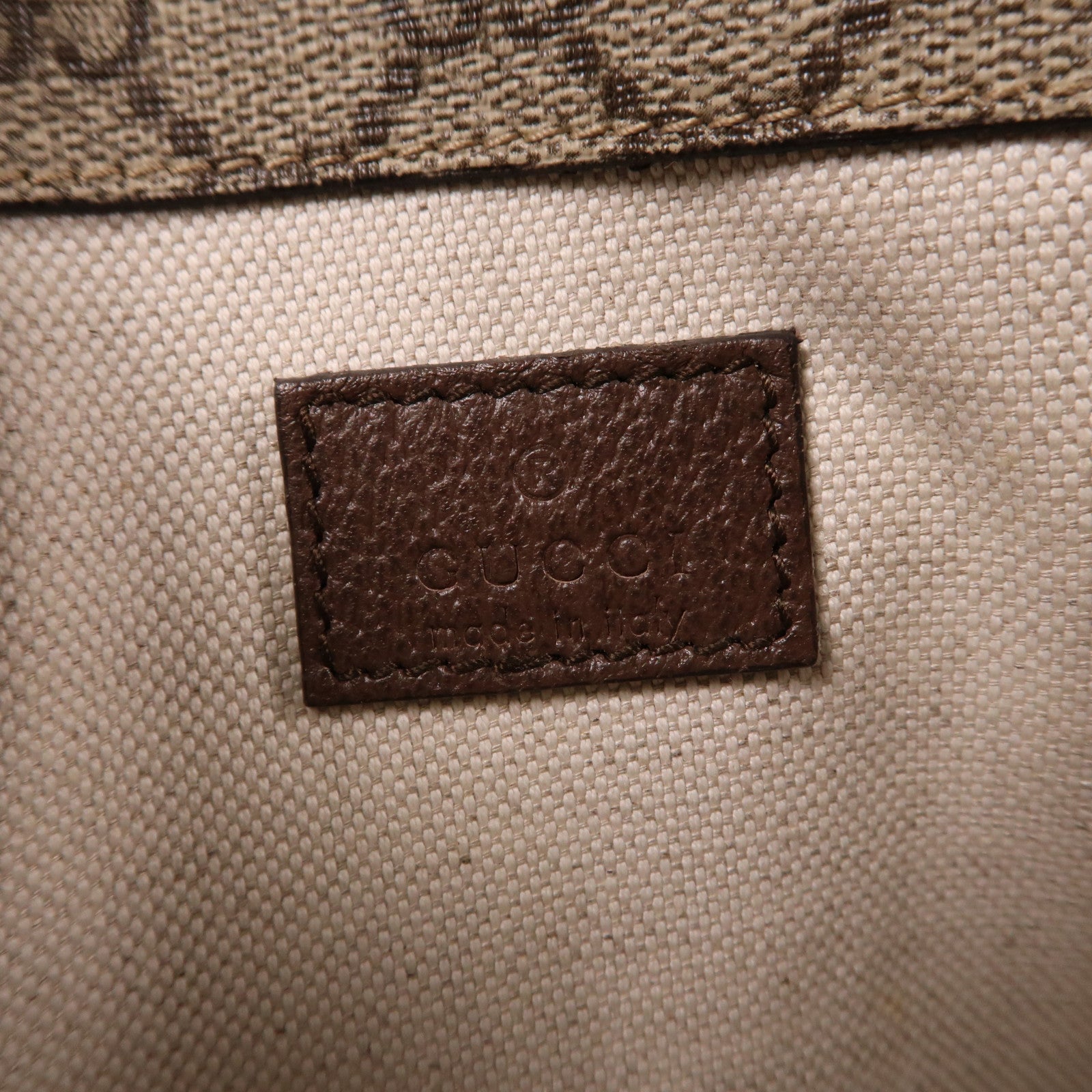 GUCCI 塗層帆布GG Supreme金扣腰包啡色