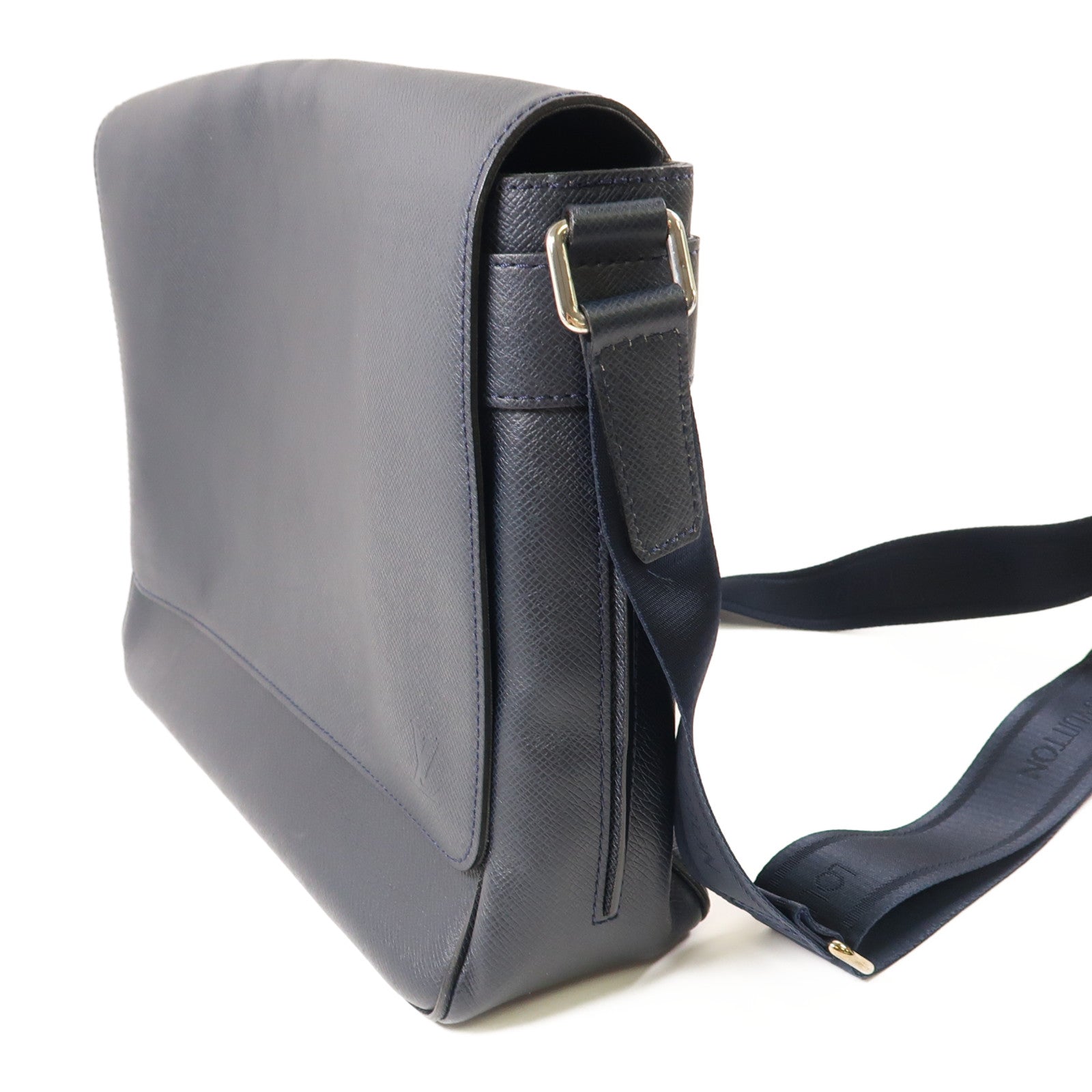 LOUIS VUITTON Taiga Roman MM銀扣肩背袋