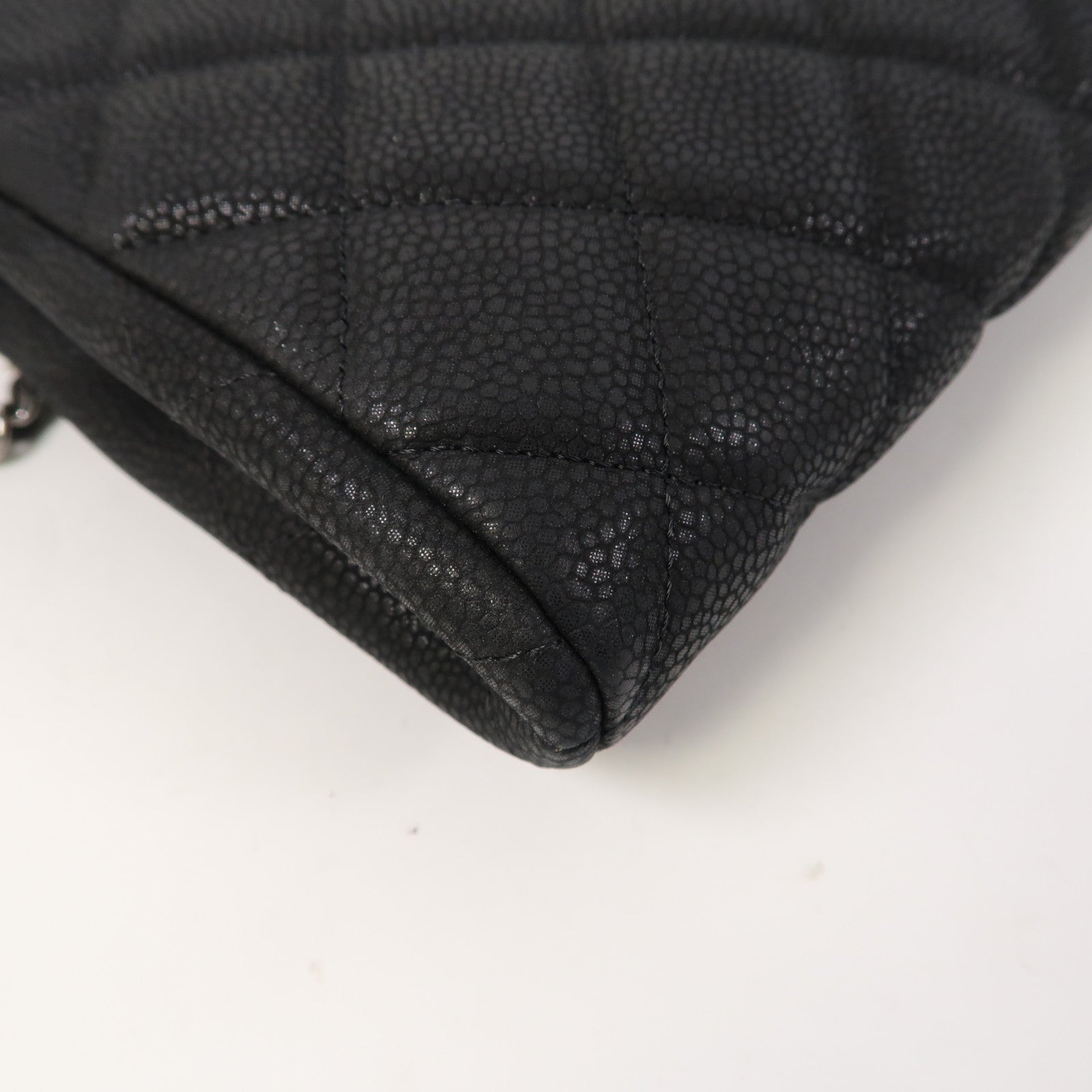 CHANEL 菱格Caviar皮革Shoulder Bag銀扣鏈帶肩背袋黑色