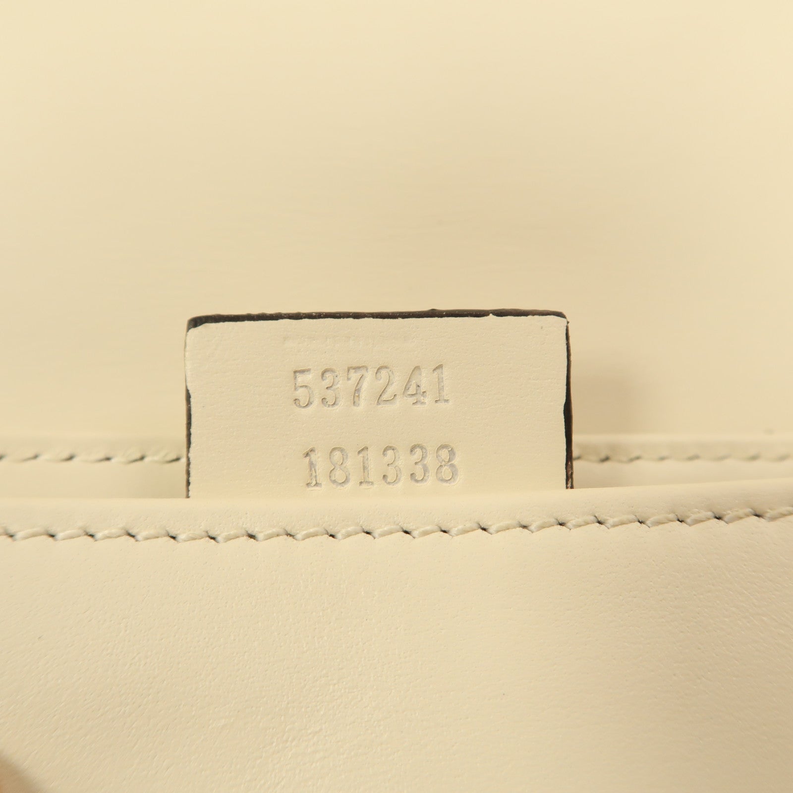 GUCCI 【激減優惠】牛皮皮革Rajah Medium金扣鏈帶肩背袋白色