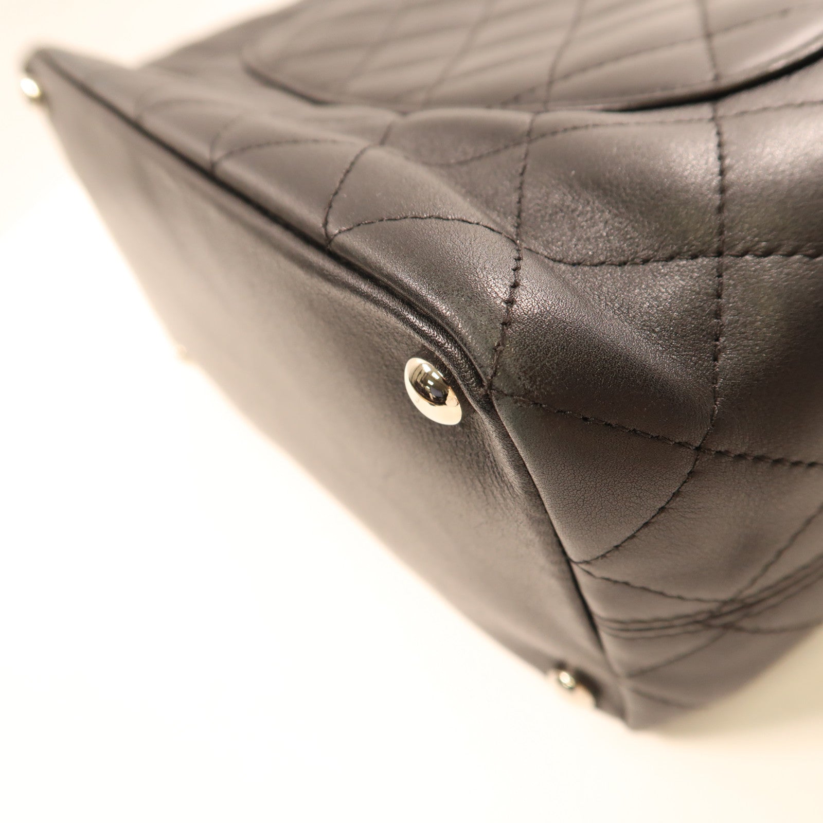 CHANEL 牛皮皮革Cambon Line Tote Bag銀扣手挽袋