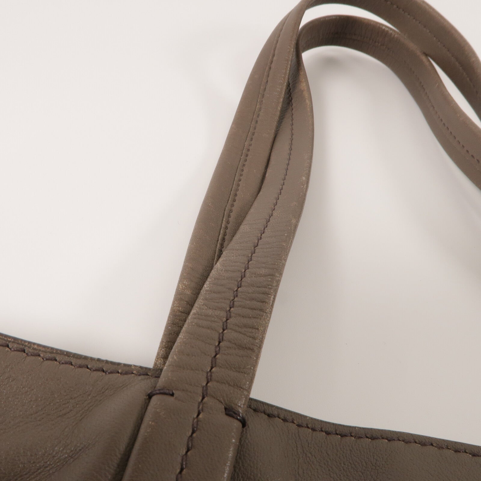 Miu Miu 牛皮皮革Tote Bag手挽袋