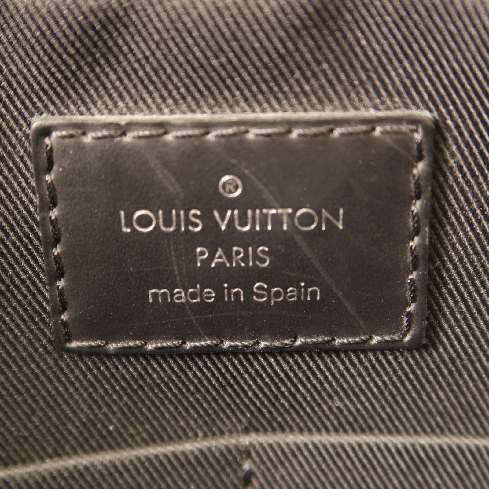 LOUIS VUITTON Damier Graphite Dayton MM銀扣肩背袋