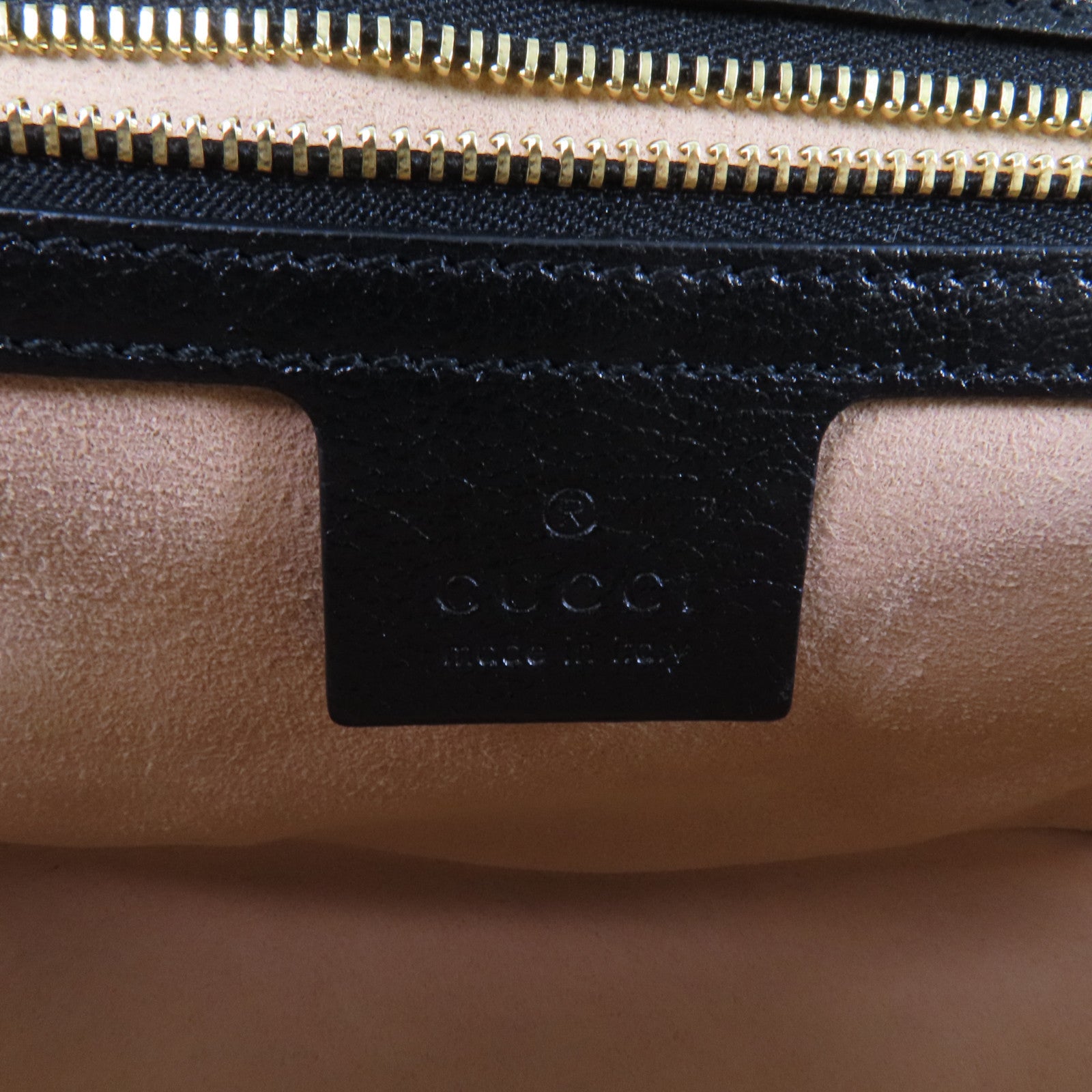 GUCCI GG帆布GG Marmont Quilted Small Shoulder金扣鏈帶肩背袋