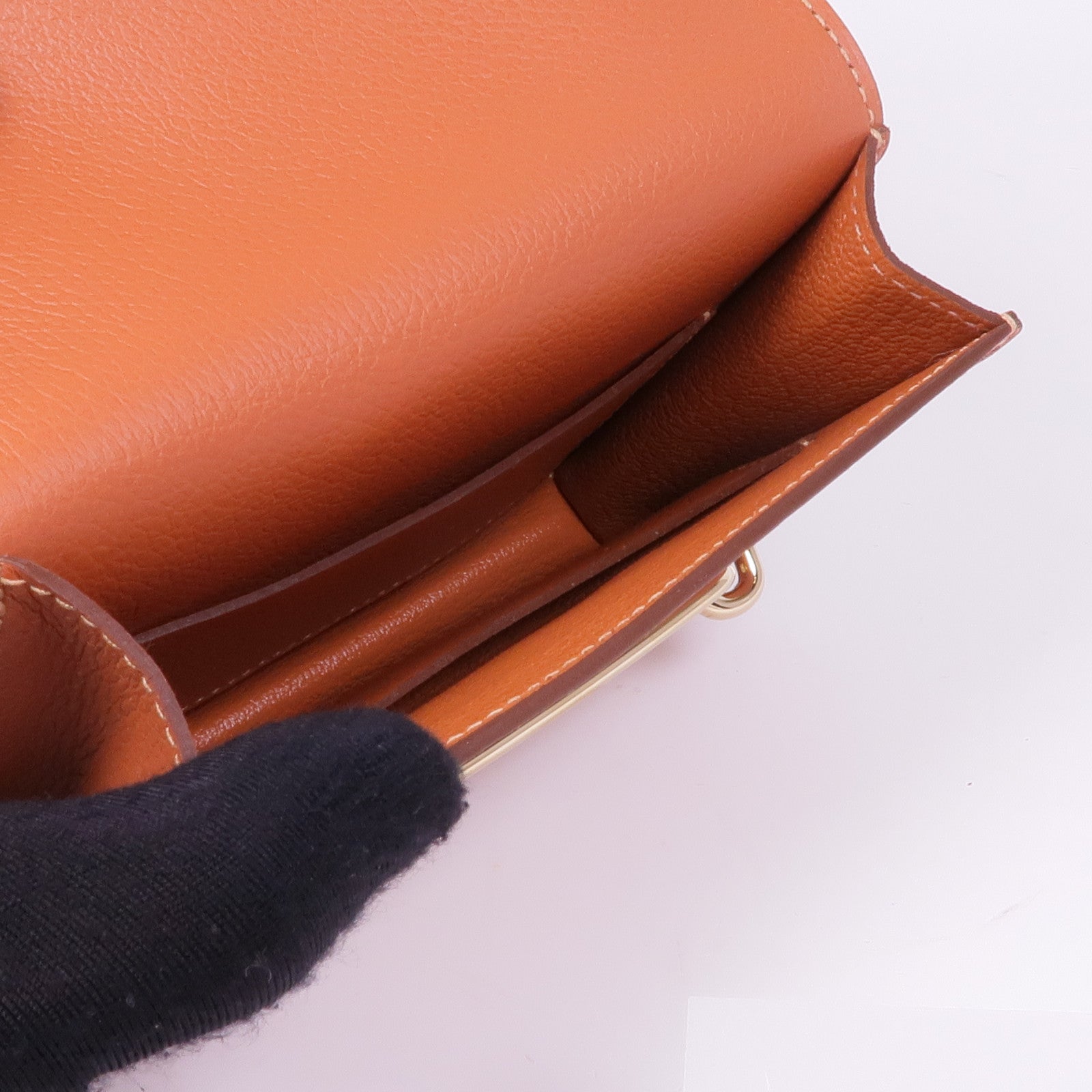 HERMES Evercolor皮革Roulis Slim Compact金扣錢包Blush/Bleu Frida