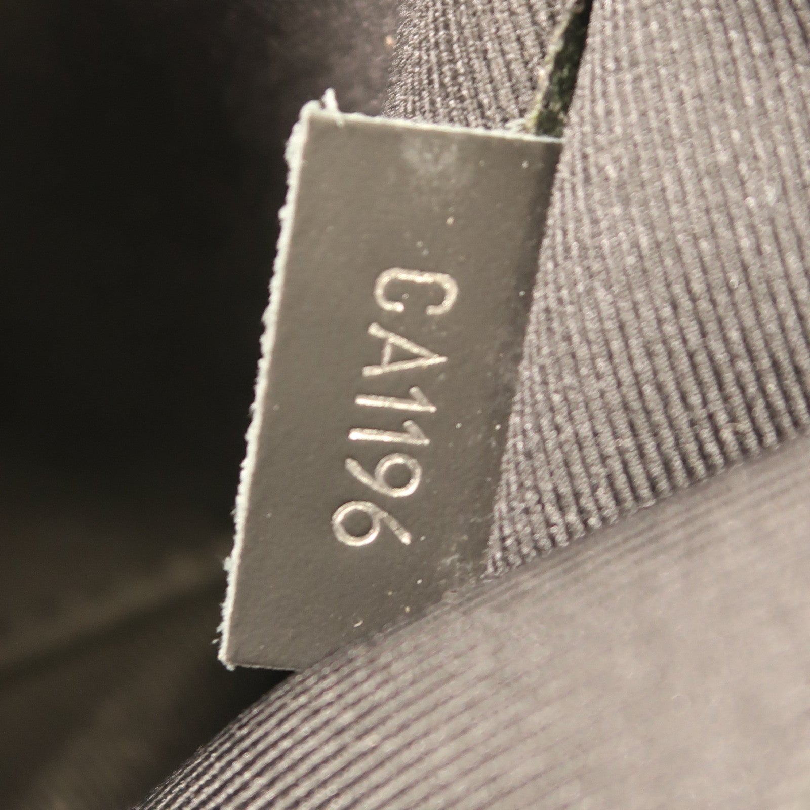 LOUIS VUITTON Damier Graphite Dayton MM銀扣肩背袋