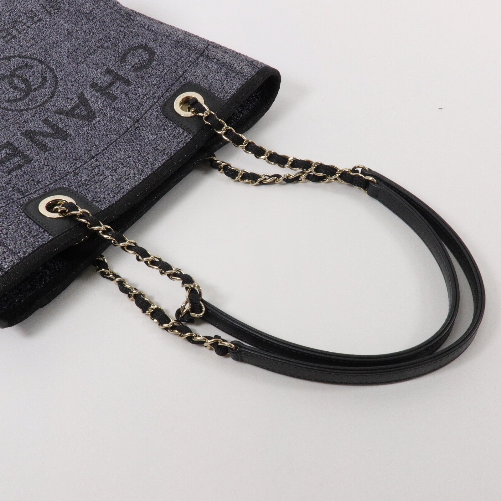 CHANEL 帆布Deauville PM鏈帶手挽袋