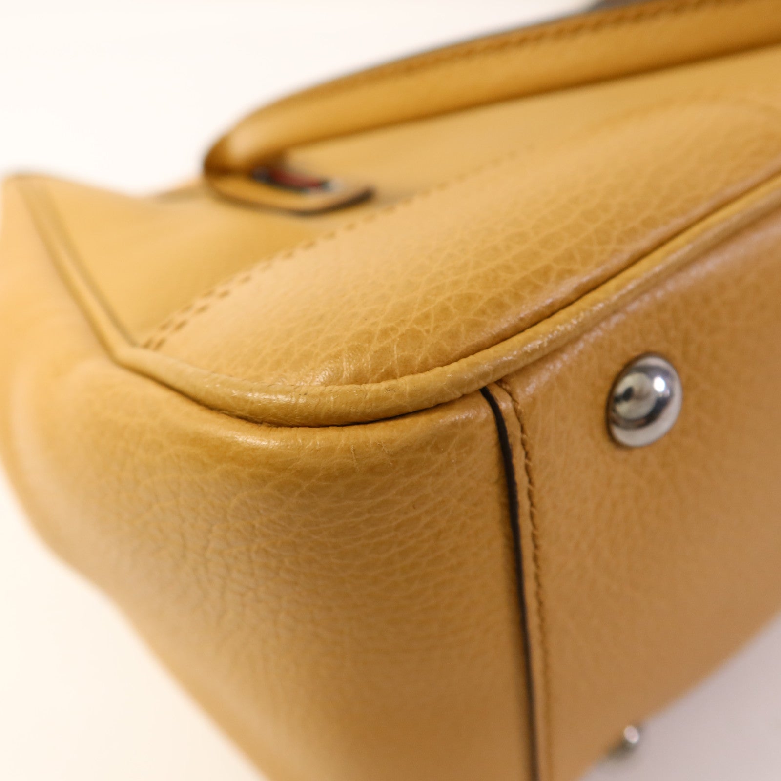 GUCCI 牛皮皮革Shoulder Bag銀扣肩背袋