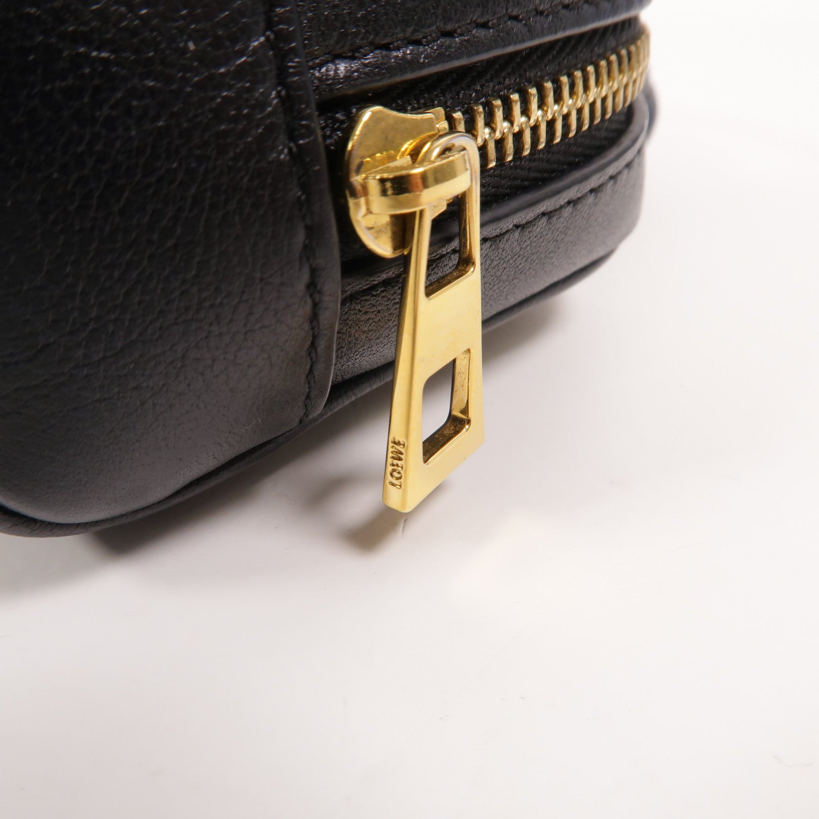 LOEWE 帆布Amazona Nano鏈帶手挽肩背兩用袋