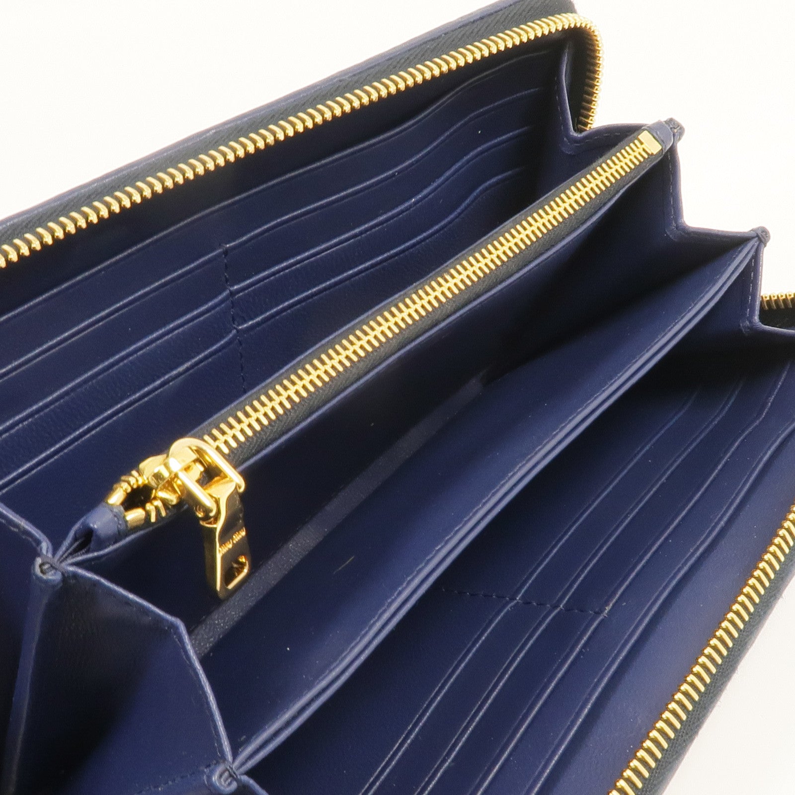 Miu Miu 羊皮皮革Long Wallet金扣長錢包