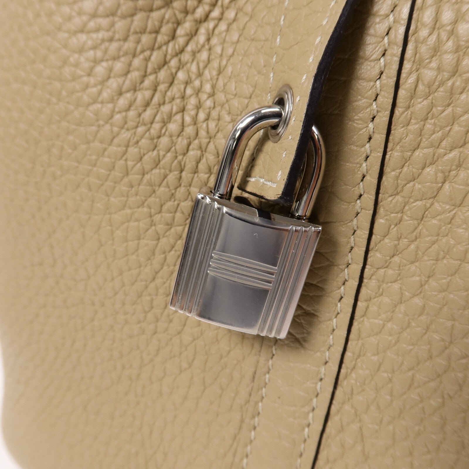 HERMES Clemence皮革Picotin MM扣手挽袋Trench